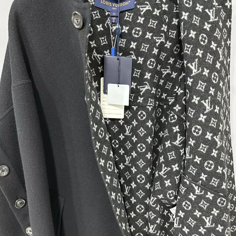 Louis Vuitton New Louis Vuitton Oversized Coat-2506 Size L / US 10 / IT 46 - 5 Thumbnail