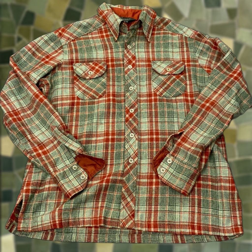 Vintage VINTAGE Chemise Et Cie Flannel Shirt Mens L Red Plaid Lined 70s Button-Up Shirt Mens L Red Plaid 70s Retro Shirt Size US L / EU 52-54 / 3 - 1 Thumbnail