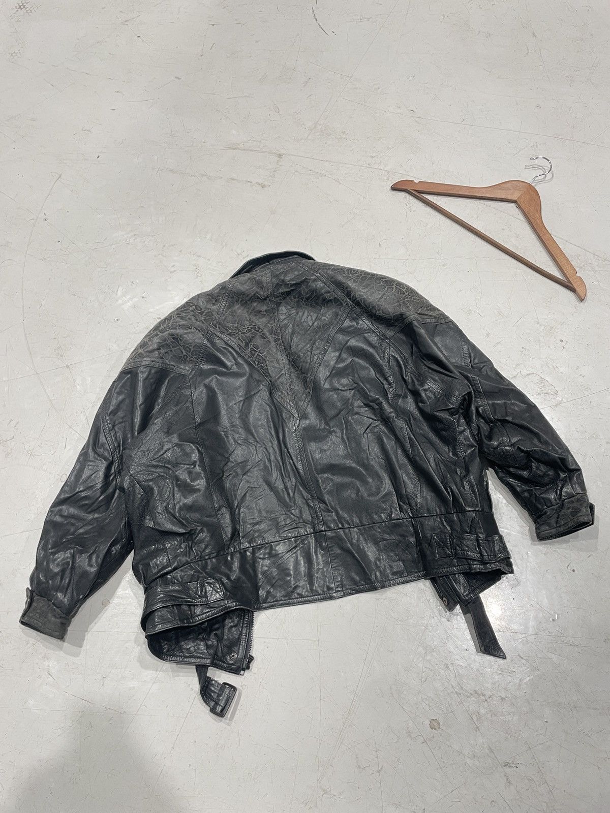 Danier × Vintage Vintage 90s Black Leather Biker Jacket Size US L / EU 52-54 / 3 - 7 Thumbnail