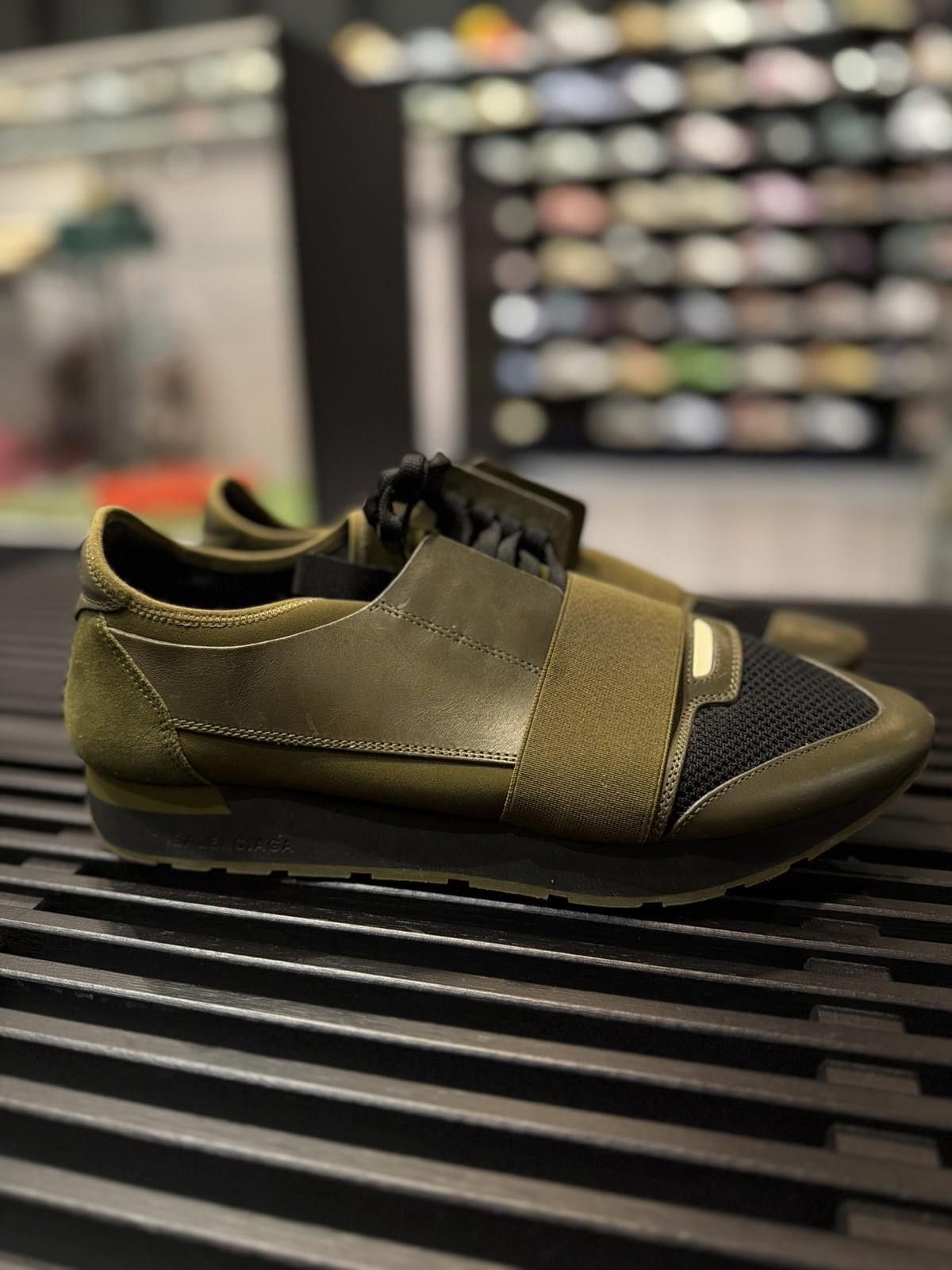 Balenciaga BALENCIAGA Race Runner Army Green Color Authentic 44EU/11US Size US 11 / EU 44 - 3 Thumbnail