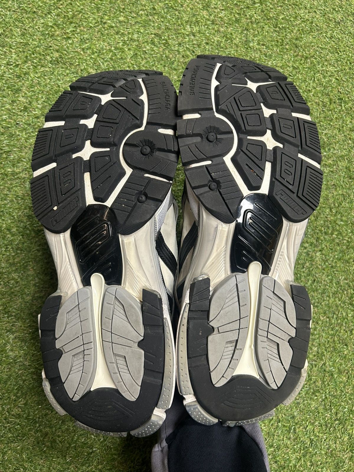 Balenciaga Balenciaga Runner Size US 12 / EU 45 - 5 Thumbnail