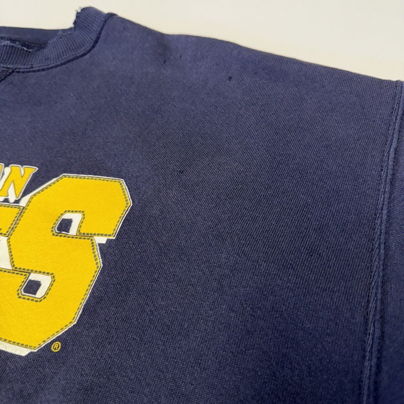 Vintage Vintage Michigan Wolverines Sweatshirt Mens XL Blue Crew Nec Size US XL / EU 56 / 4 - 5 Thumbnail