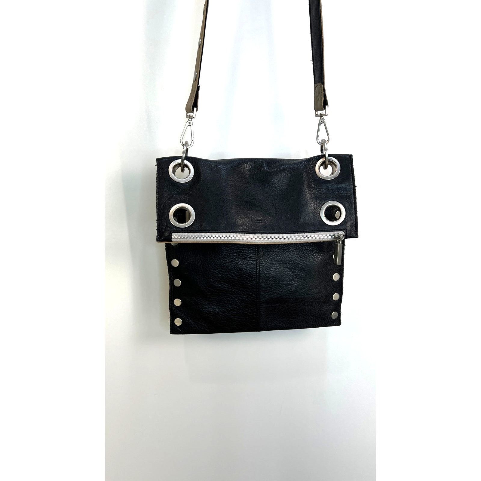HAMMITT Montana Large Reversible Leather Crossbody Bag Black Gold Size ONE SIZE - 7 Thumbnail