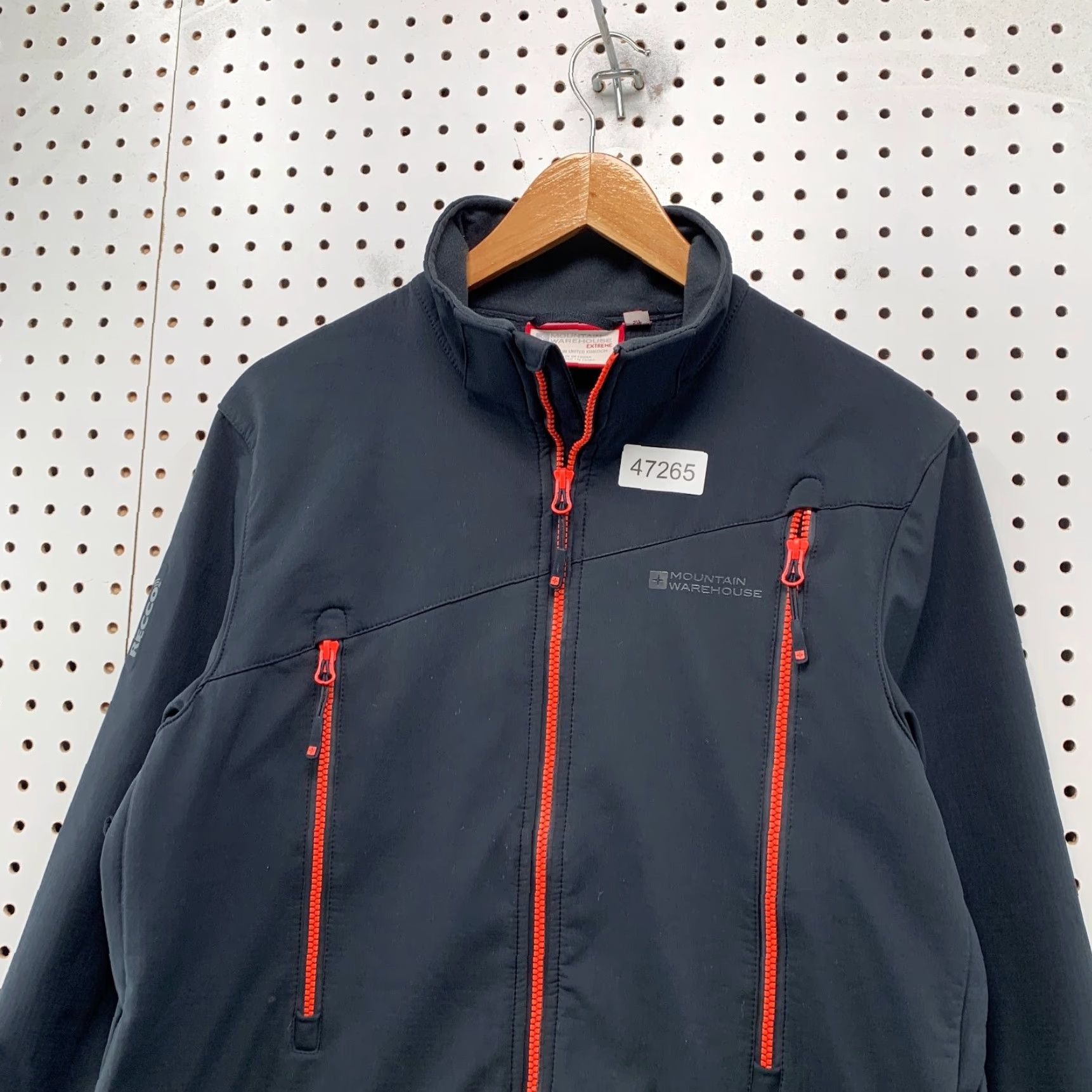 Warehouse Moutain Warehouse Extreme Ski Jacket Mens Small RECO Shell Zipper Armpit Skiing Winter Black Polyester Softshell Jacket Mens Small Size US S / EU 44-46 / 1 - 6 Thumbnail