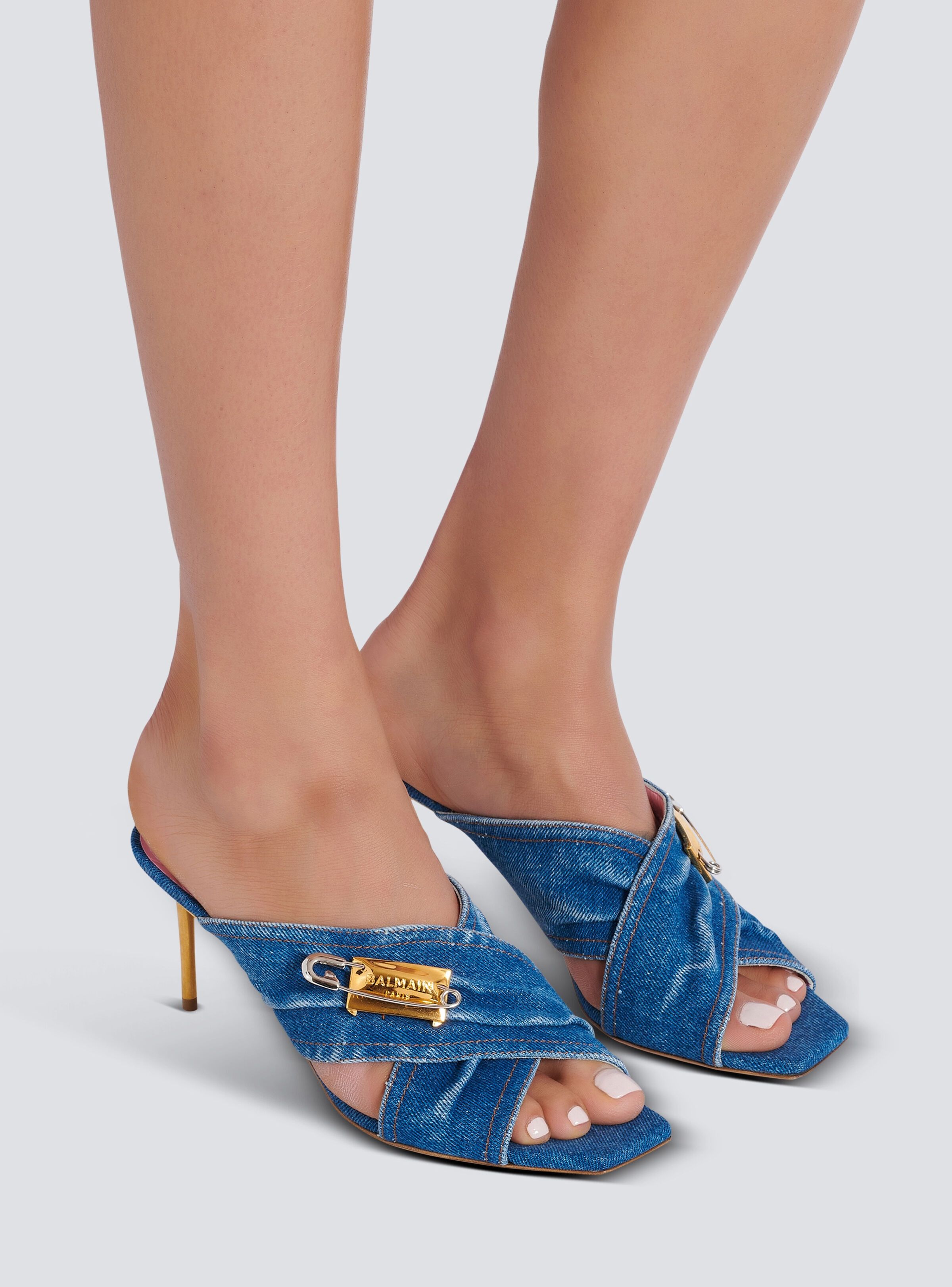 Balmain o1s1wg111225 Denim Safety Pin Mules in Blue Size US 7 / IT 37 - 8 Thumbnail