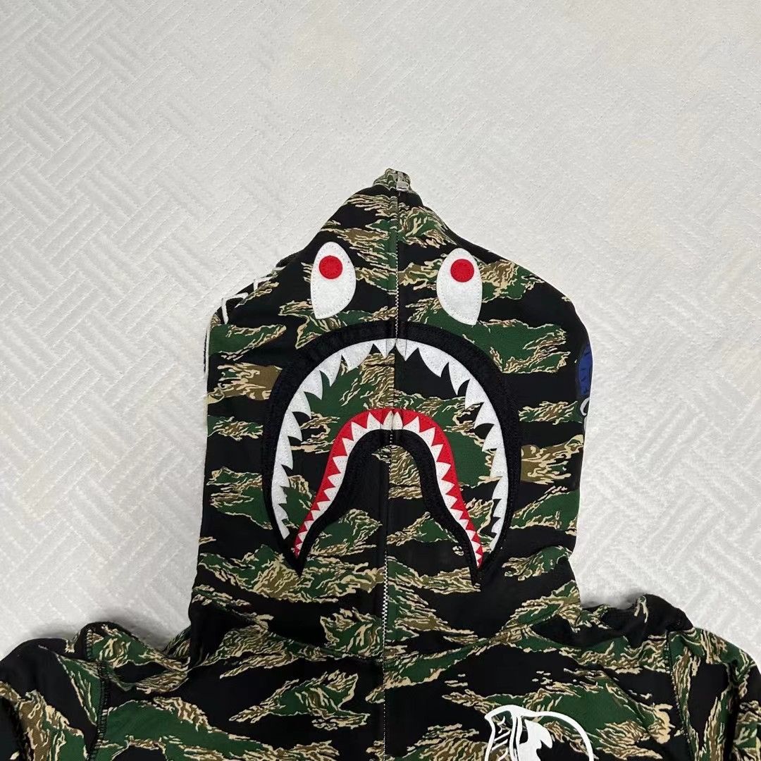 Bape BAPE LIMIED FULL ZIP HOODIE Size US L / EU 52-54 / 3 - 3 Thumbnail