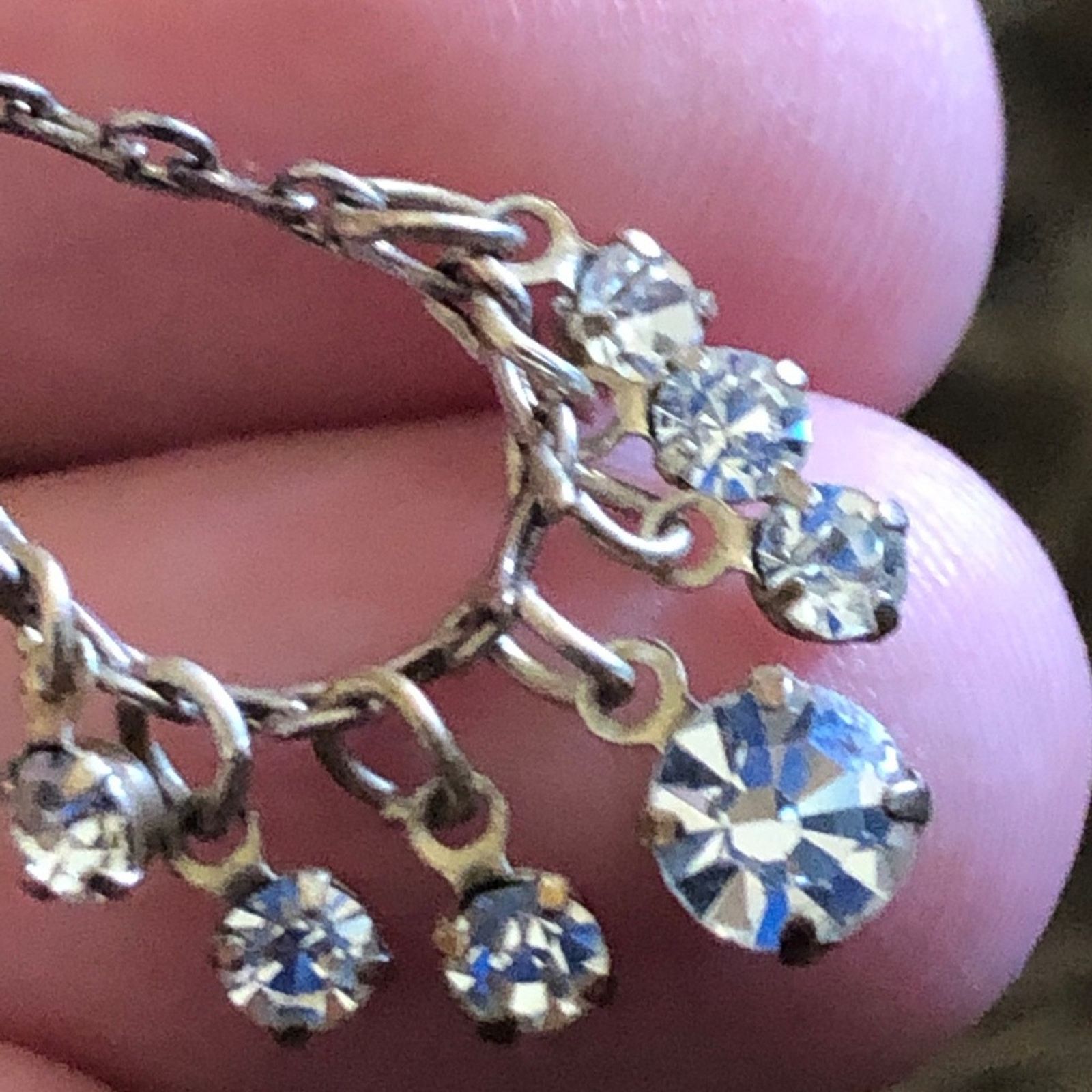 Vintage Vintage crystal chain lever back earrings Size ONE SIZE - 3 Thumbnail