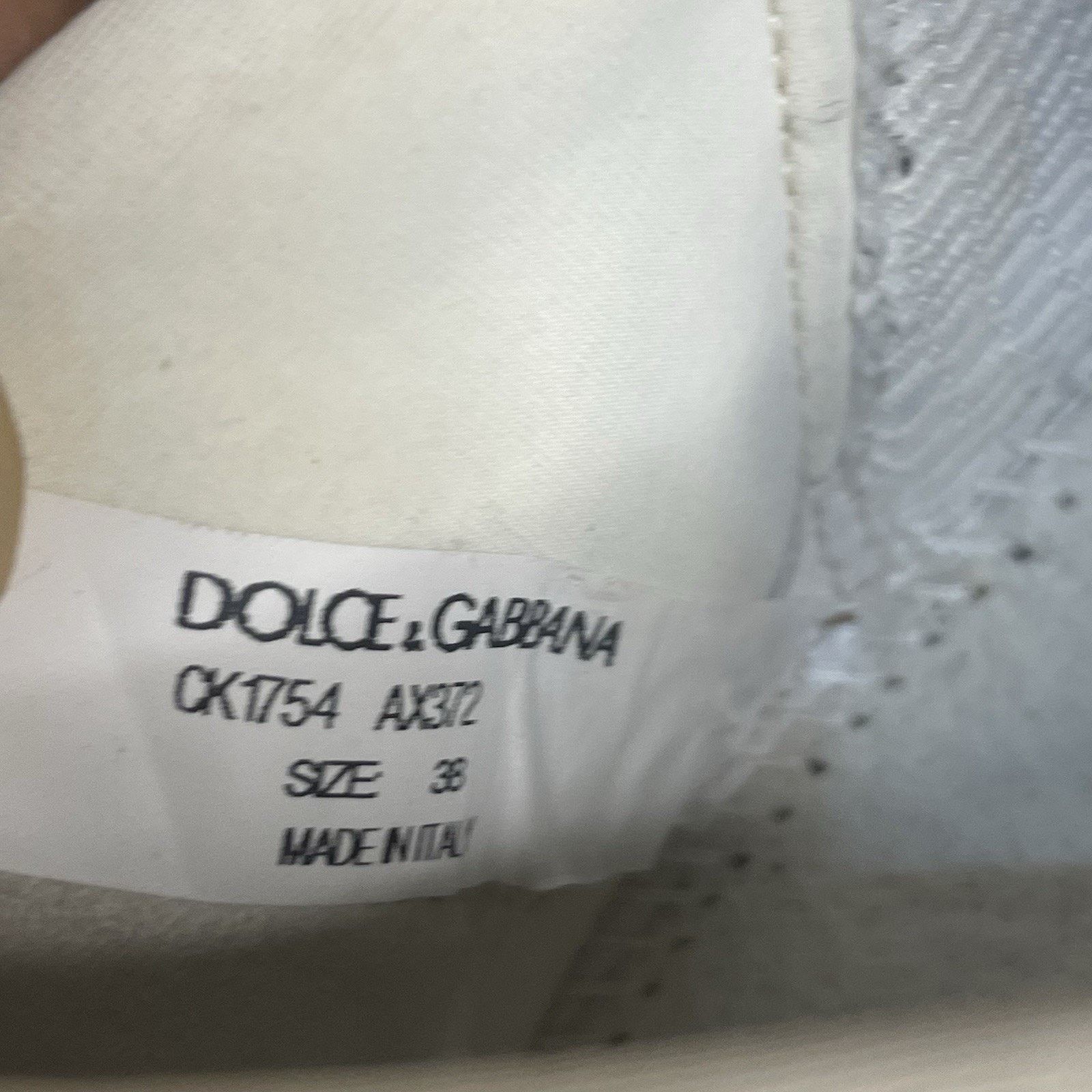 Dolce & Gabbana Dolce & Gabbana sneakers Low Top Flower Design shoes italy Size US 8 / IT 38 - 16 Thumbnail
