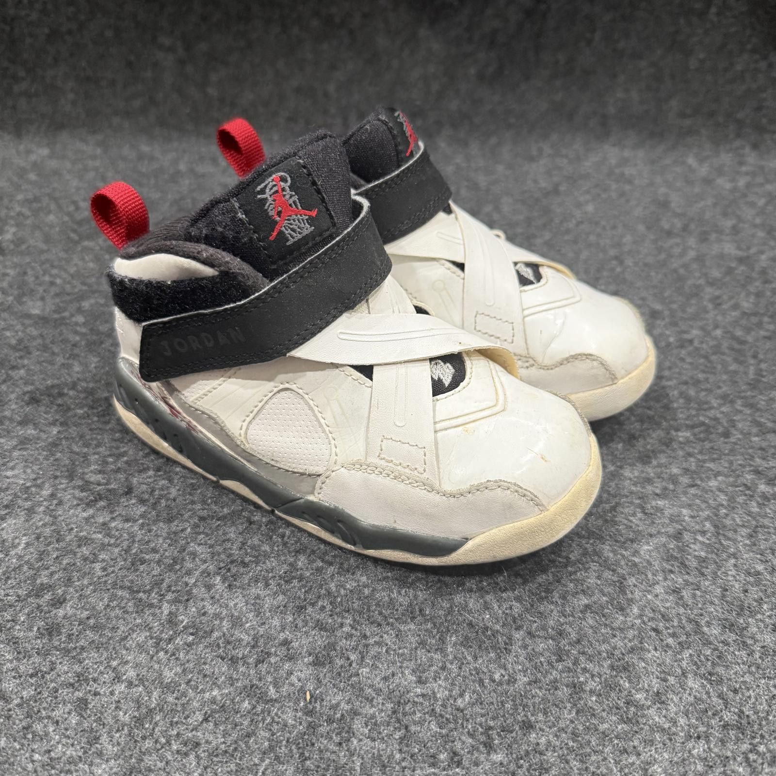 Jordan Brand Jordan 8 Shoes Kid's 9C White 2011 Size US 9 / EU 42 - 1 Thumbnail