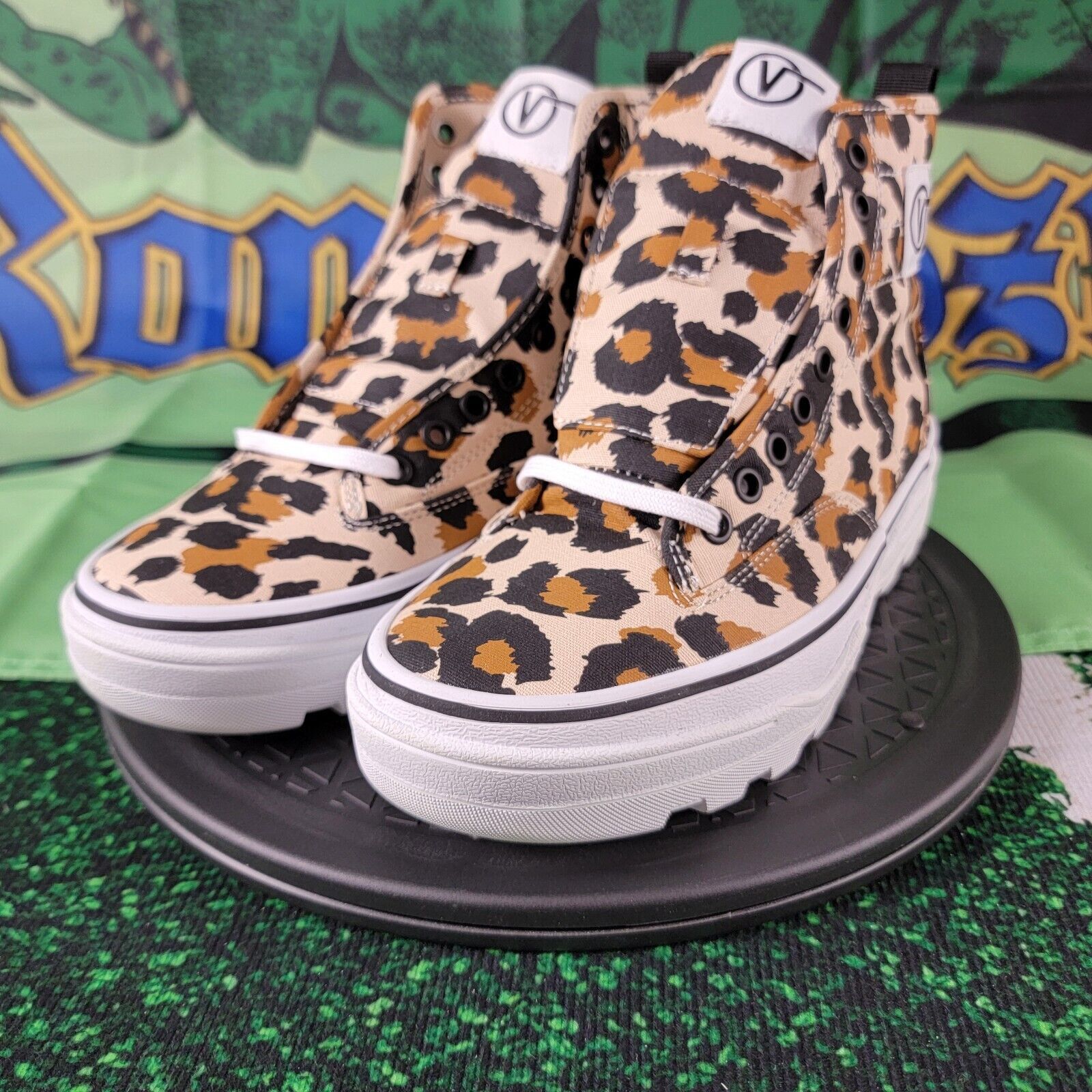 Vans VANS Sentry WC Leopard (Shifting Sand) M Sz 7.5 | W Sz 9 Size US 9 / IT 39 - 2 Thumbnail