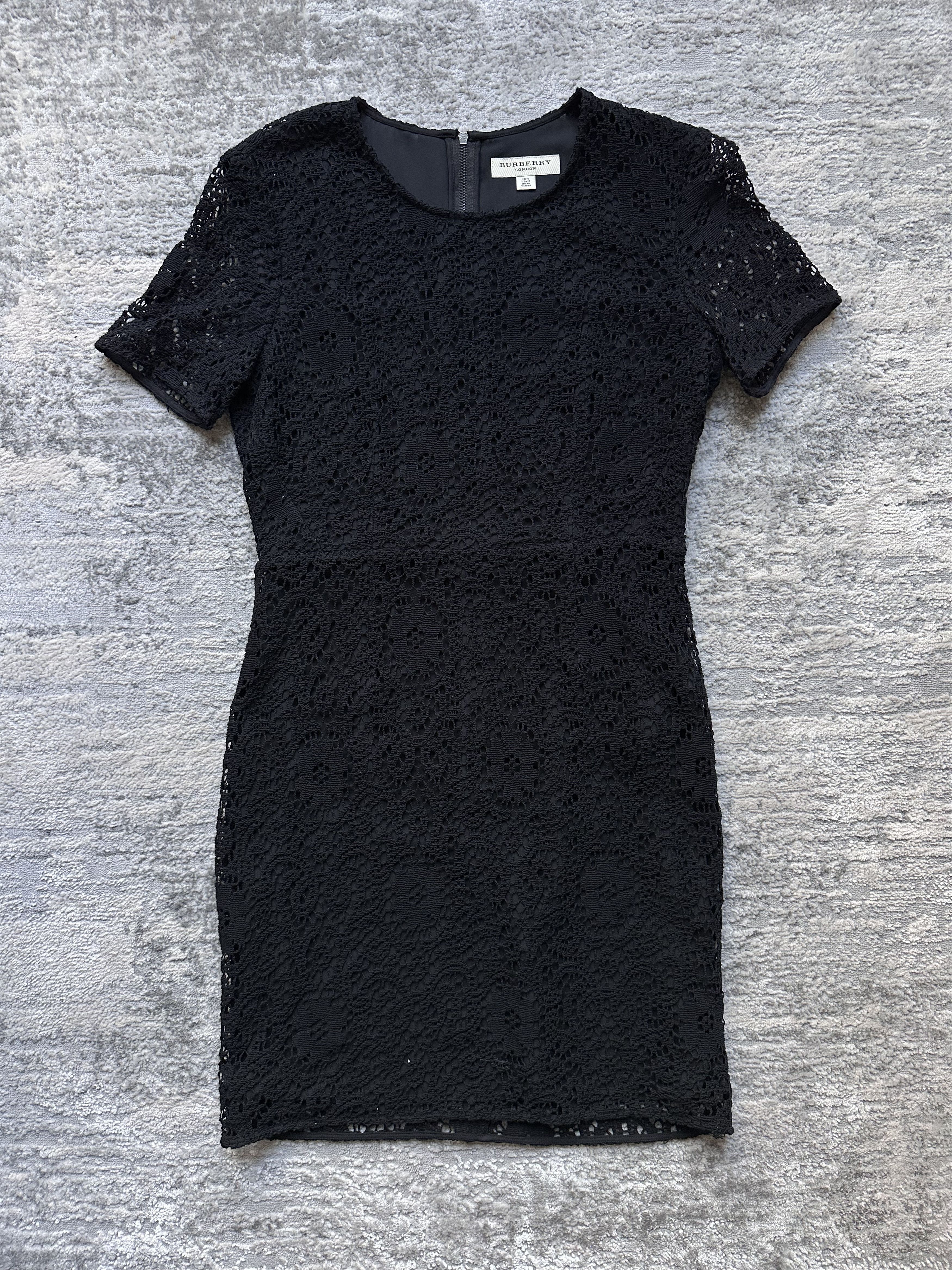 Burberry Burberry dress Size M / US 6-8 / IT 42-44 - 1 Thumbnail