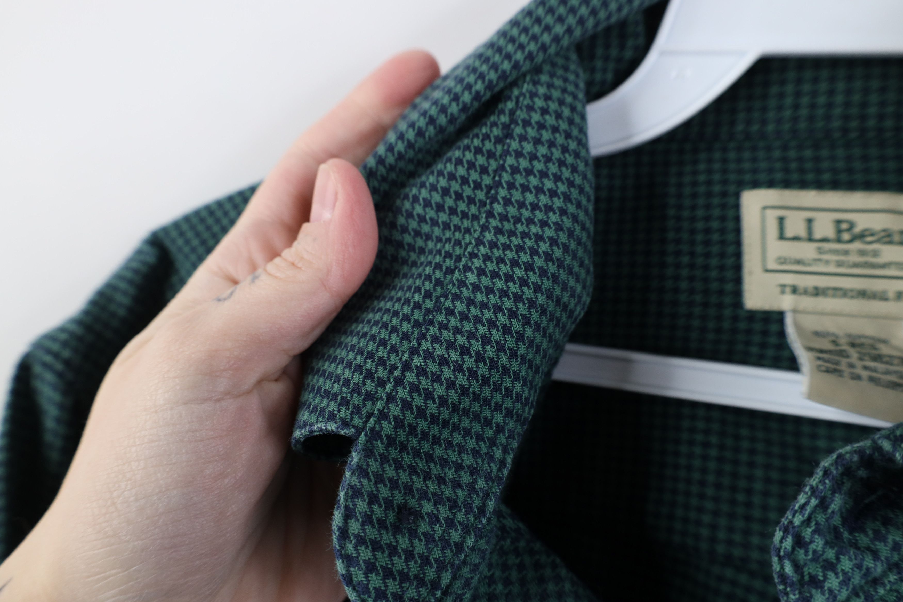 L.L. Bean Vintage 90s LL Bean Houndstooth Collared Button Down Shirt Size US S / EU 44-46 / 1 - 7 Thumbnail
