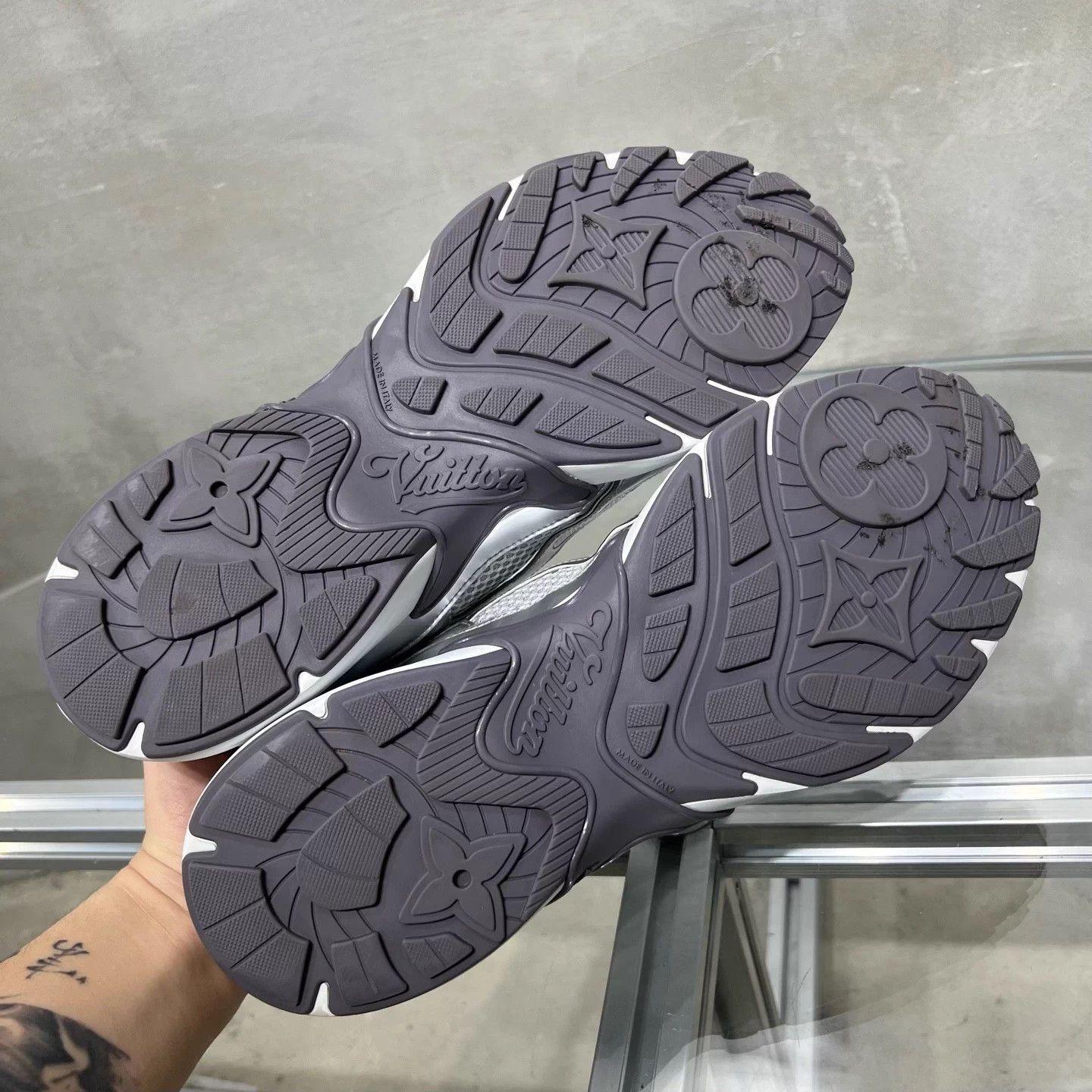 Louis Vuitton LV Olympia 'Silver Horn King' Sneakers UK7 41 YH26281 Size US 8 / EU 41 - 7 Thumbnail