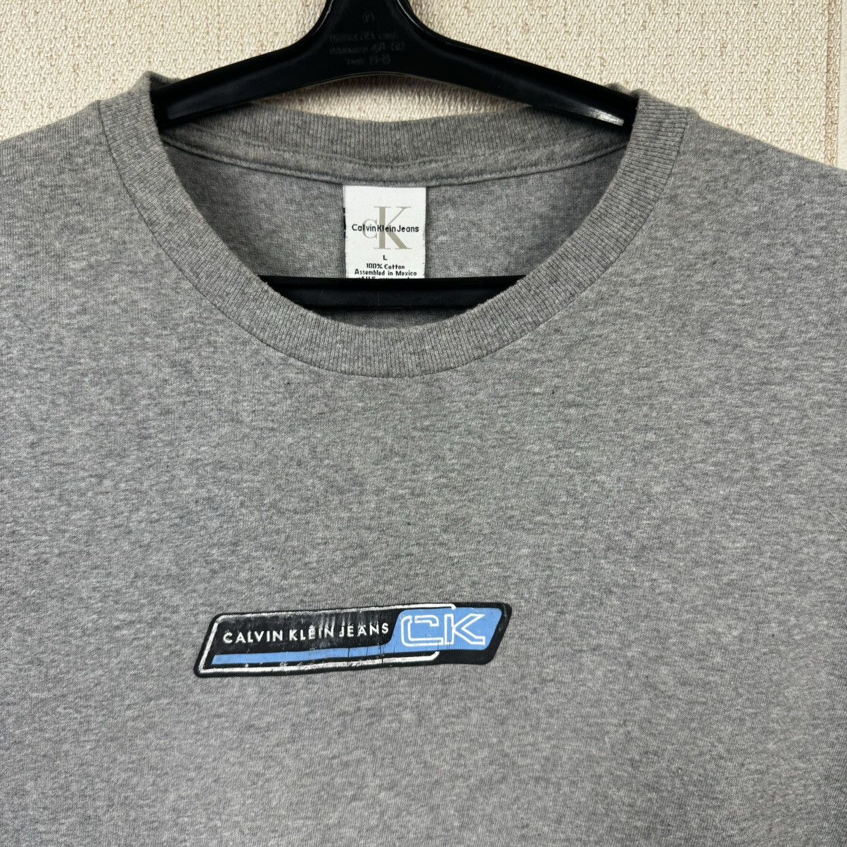Calvin Klein × Vintage Vintage Calvin Klein T shirt Oversized Relaxed Gray Sz L Size US L / EU 52-54 / 3 - 20 Thumbnail