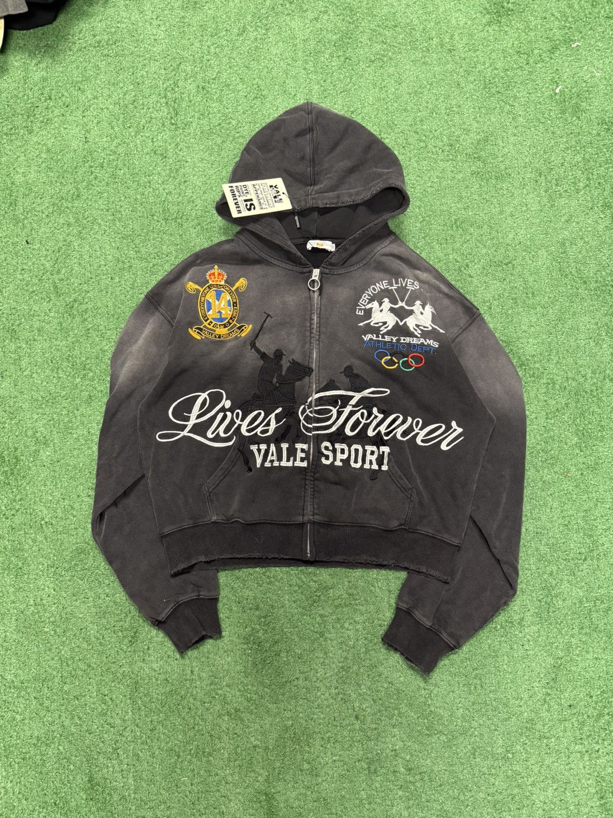 Vale Vale valley dreams big horse zip up hoodie Size US M / EU 48-50 / 2 - 2 Thumbnail