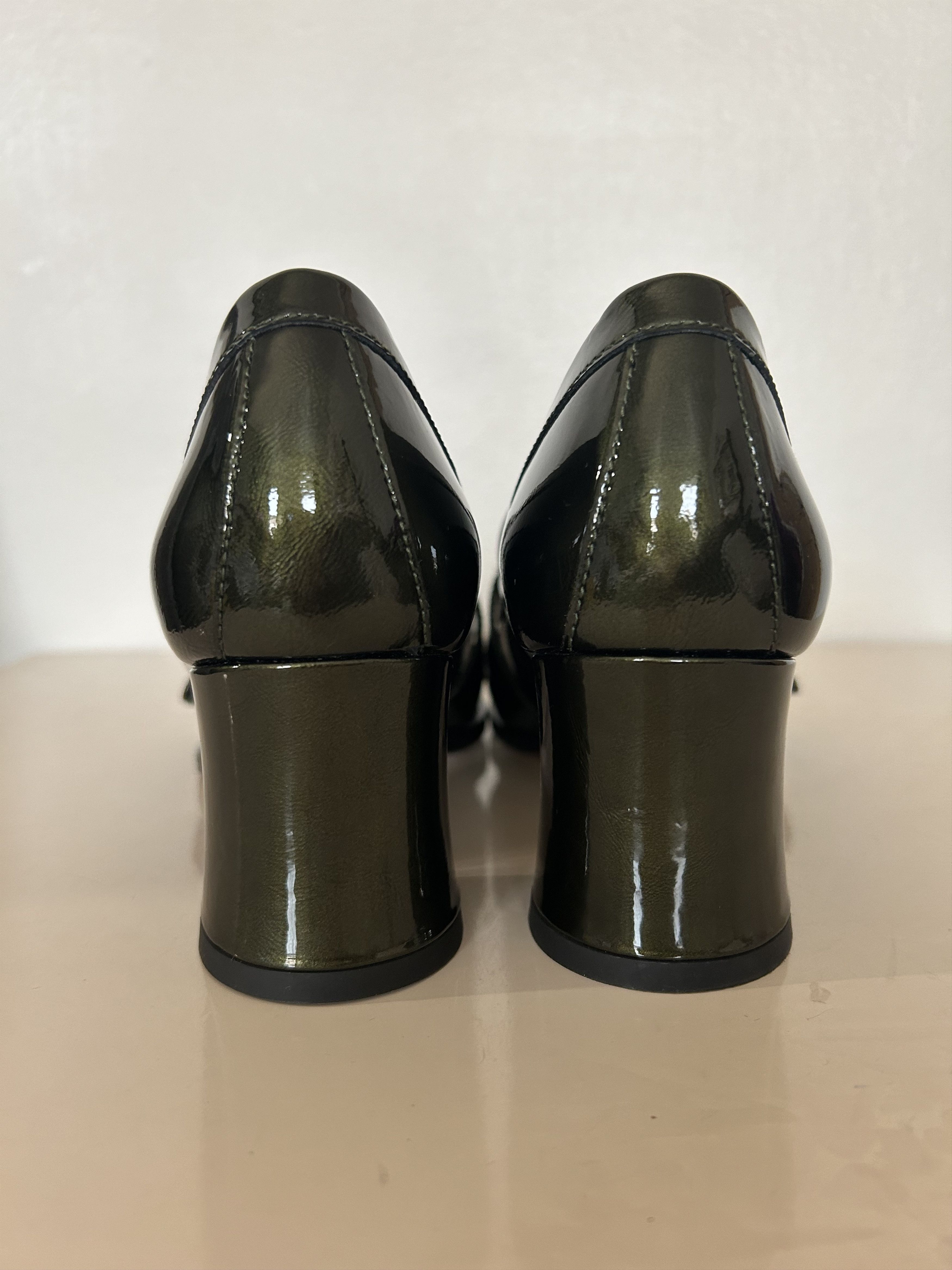 LK Bennett LKBennett Mara Resin Buckle Block Heel Shoes Size US 7 / IT 37 - 3 Thumbnail
