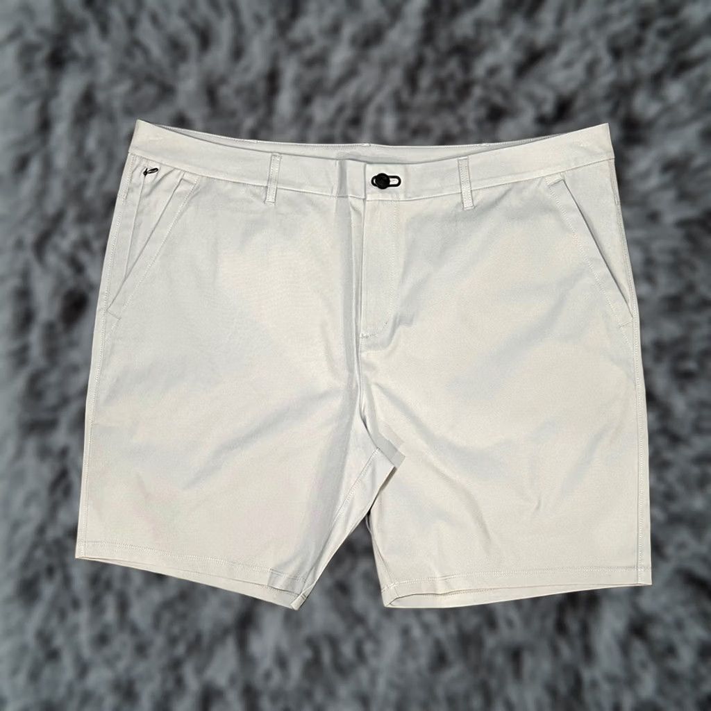 Vintage Public Rec Fog Workday 2.0 Performance Shorts Men 42 Regular Gray Chino 8in Inseam MS9857 Size US 42 / EU 58 - 1 Thumbnail