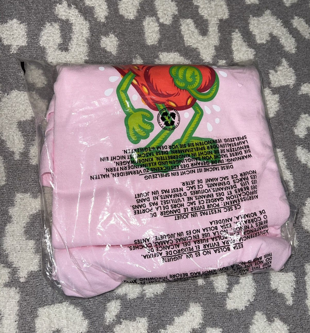 Nike Nike SB Strawberry Cough Long Sleeve LARGE NEW Size US L / EU 52-54 / 3 - 2 Thumbnail