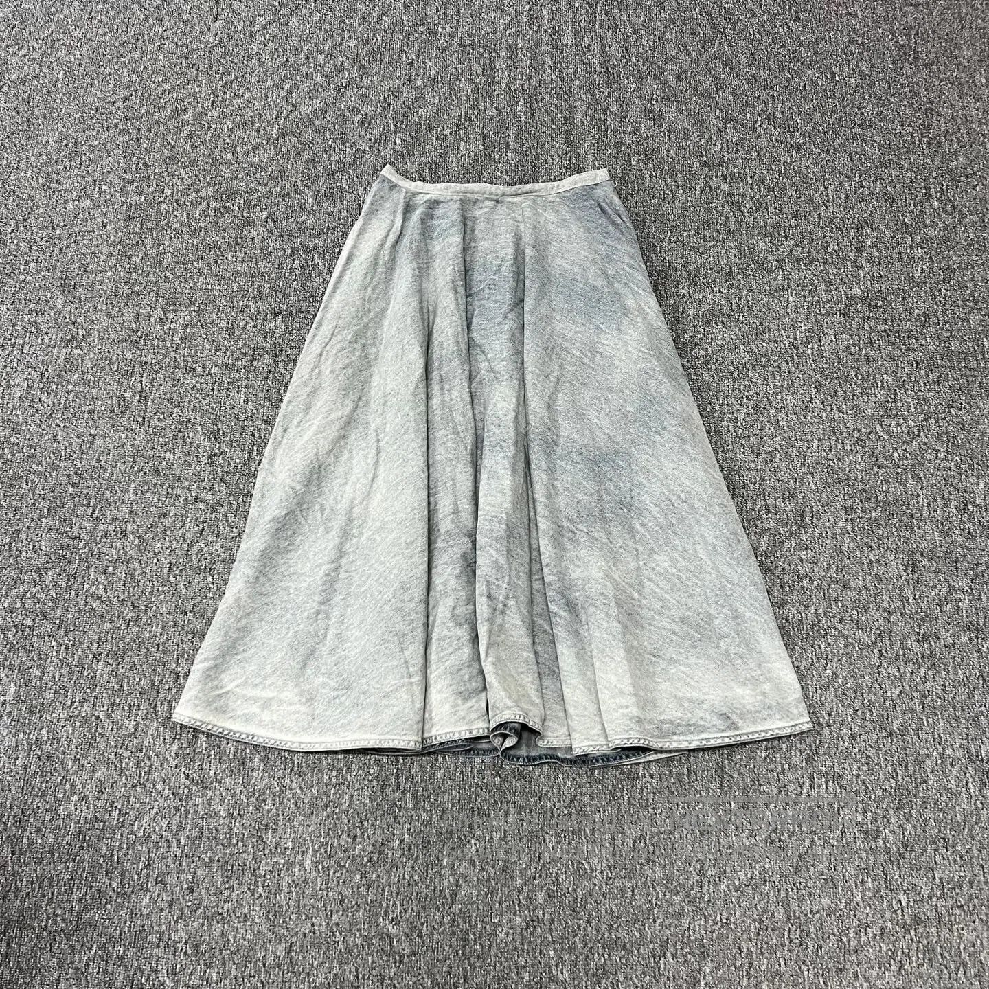 Dior Dior size M Graduated denim half-skirt| Size 28" / US 6 / IT 42 - 1 Thumbnail