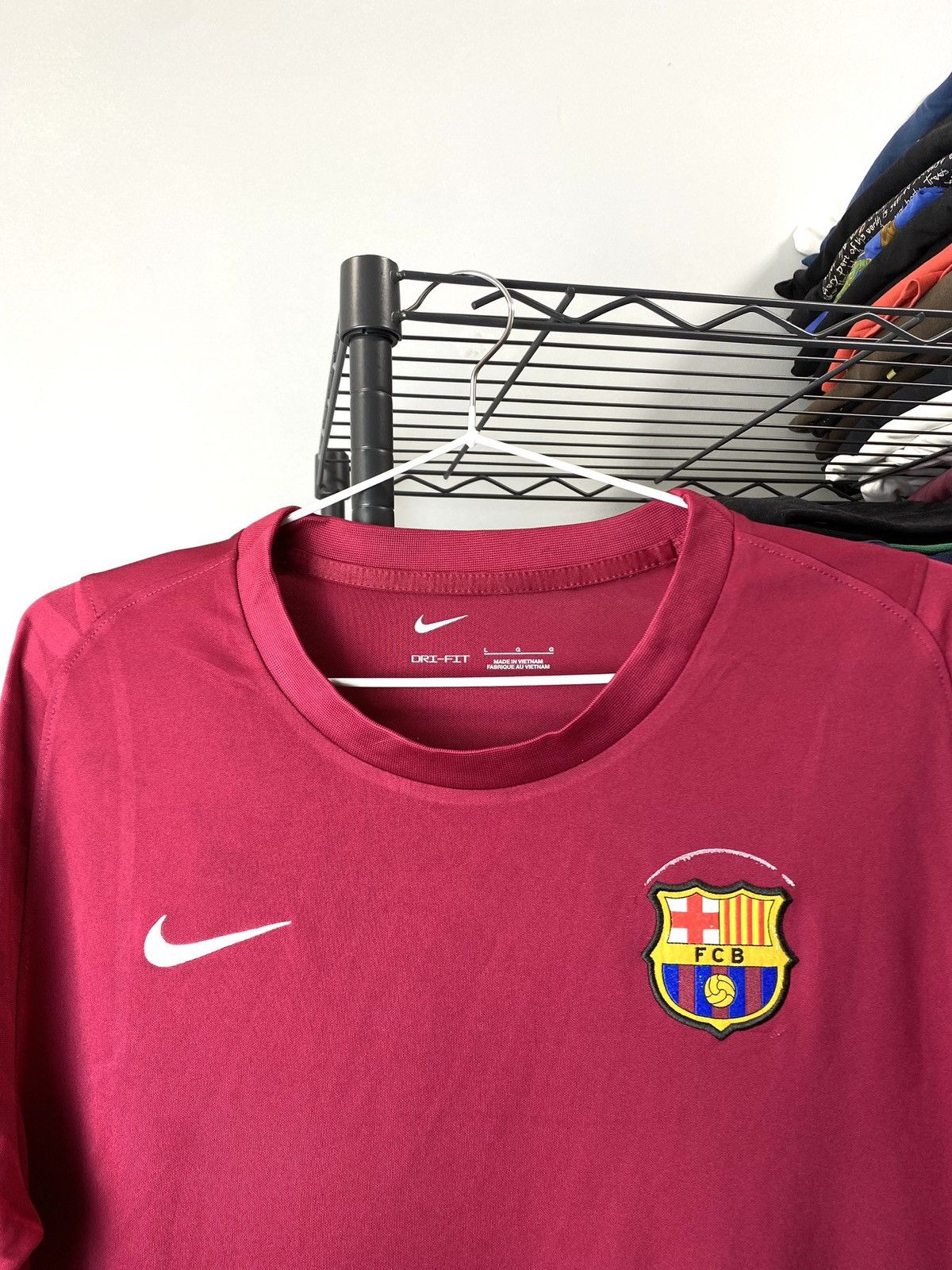 Nike Vintage Nike Barcelona Soccer Jersey T Shirt Size US L / EU 52-54 / 3 - 2 Thumbnail