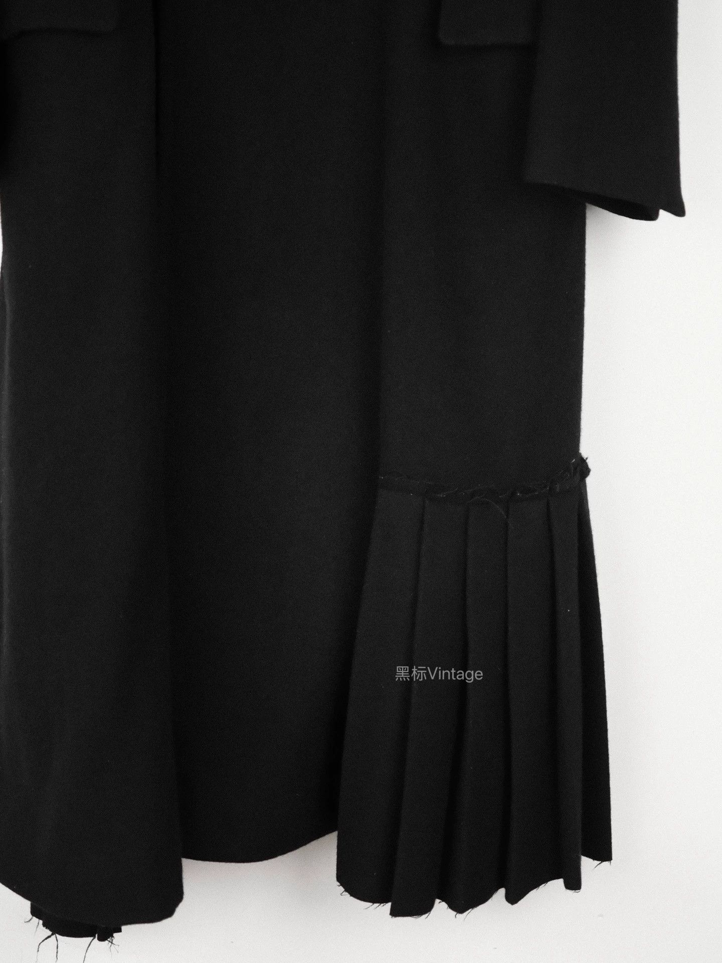Yohji Yamamoto Yohji Noir 11AW Vintage Notch Lapel Pleated Coat Women's Size S / US 4 / IT 40 - 4 Thumbnail