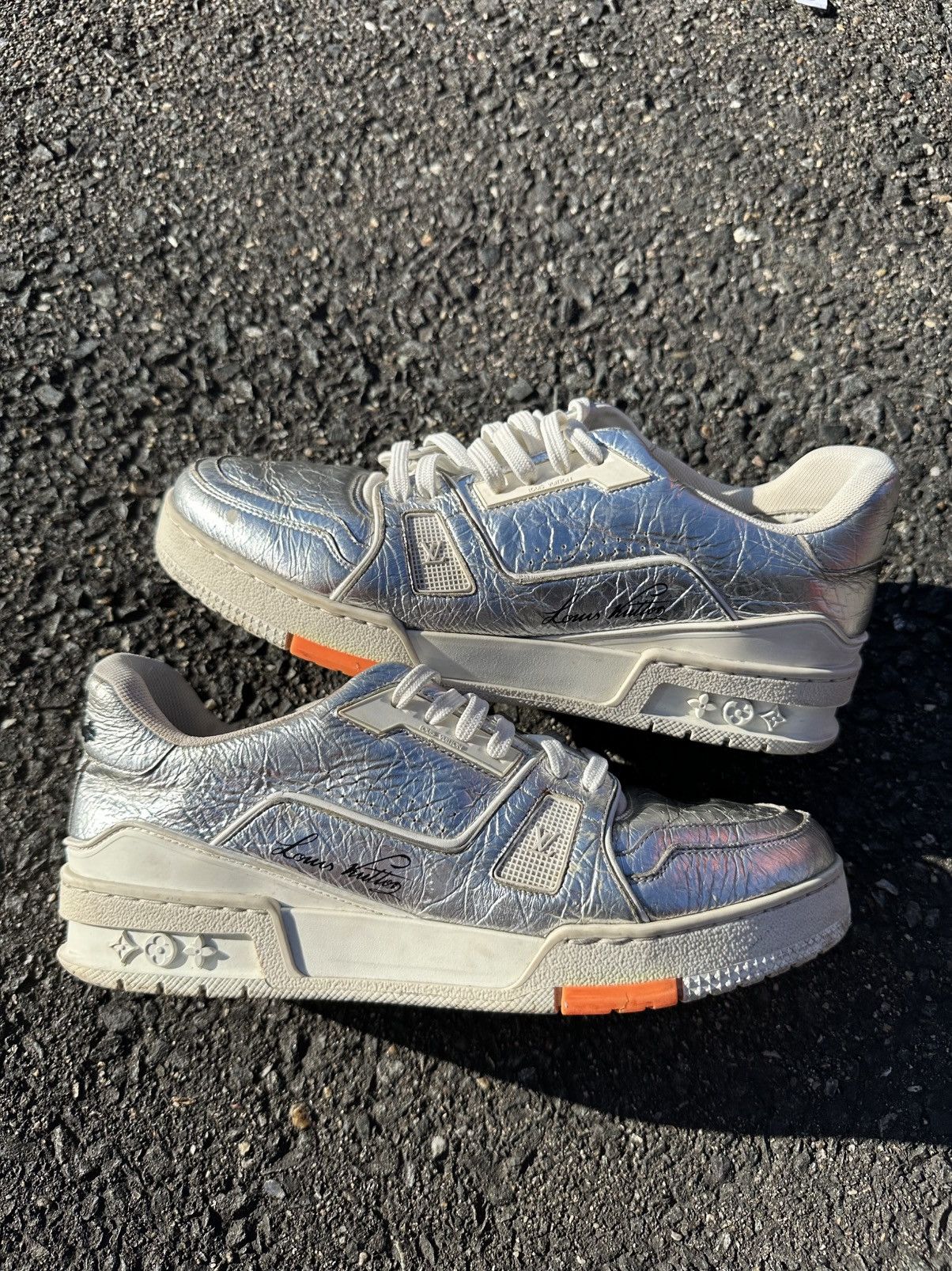 Louis Vuitton Louis Vuitton Trainer Metallic/Orange Size US 8 / EU 41 - 18 Thumbnail