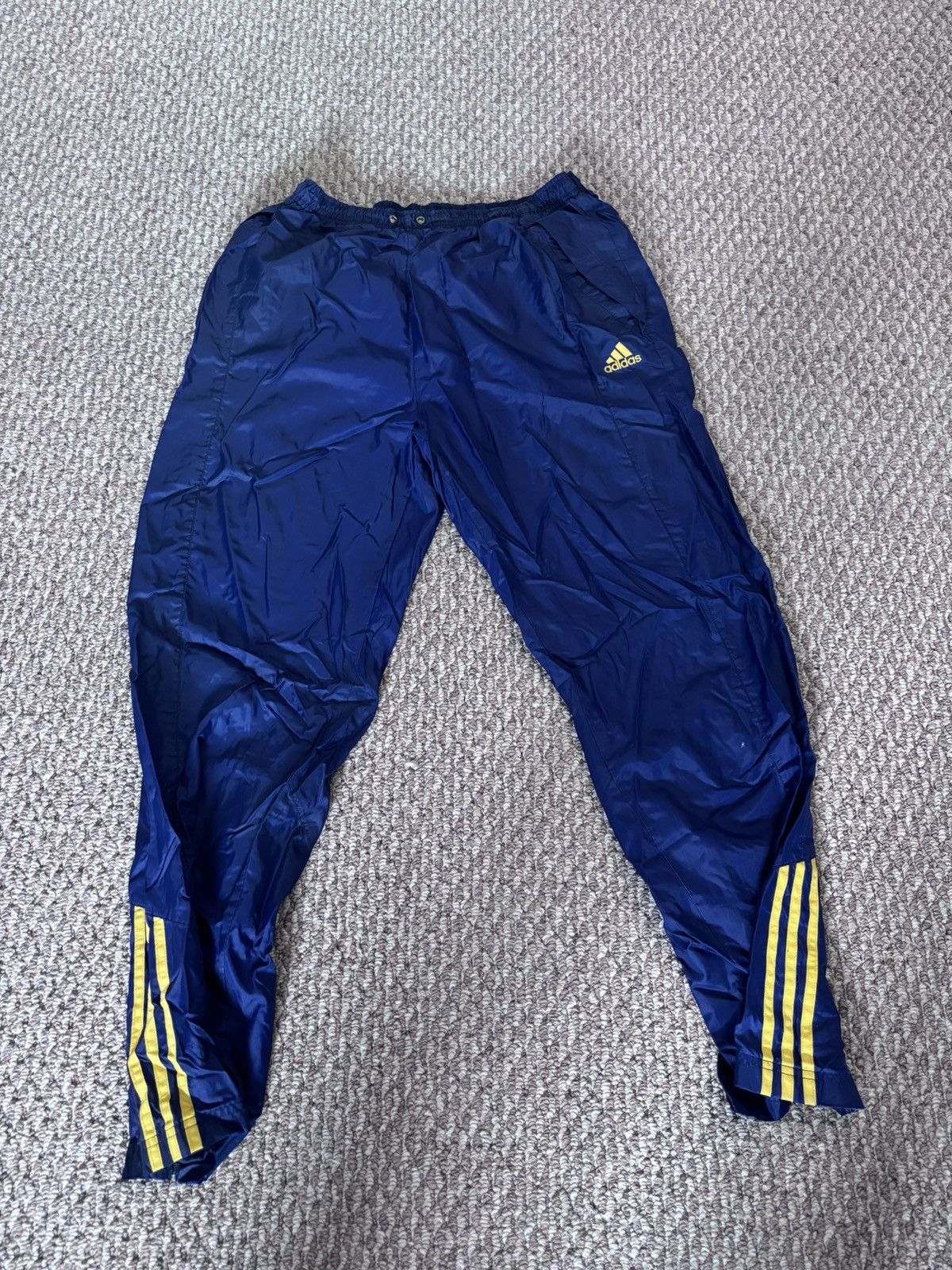 Adidas × Vintage Adidas Vintage Track Pants Size US 30 / EU 46 - 1 Thumbnail