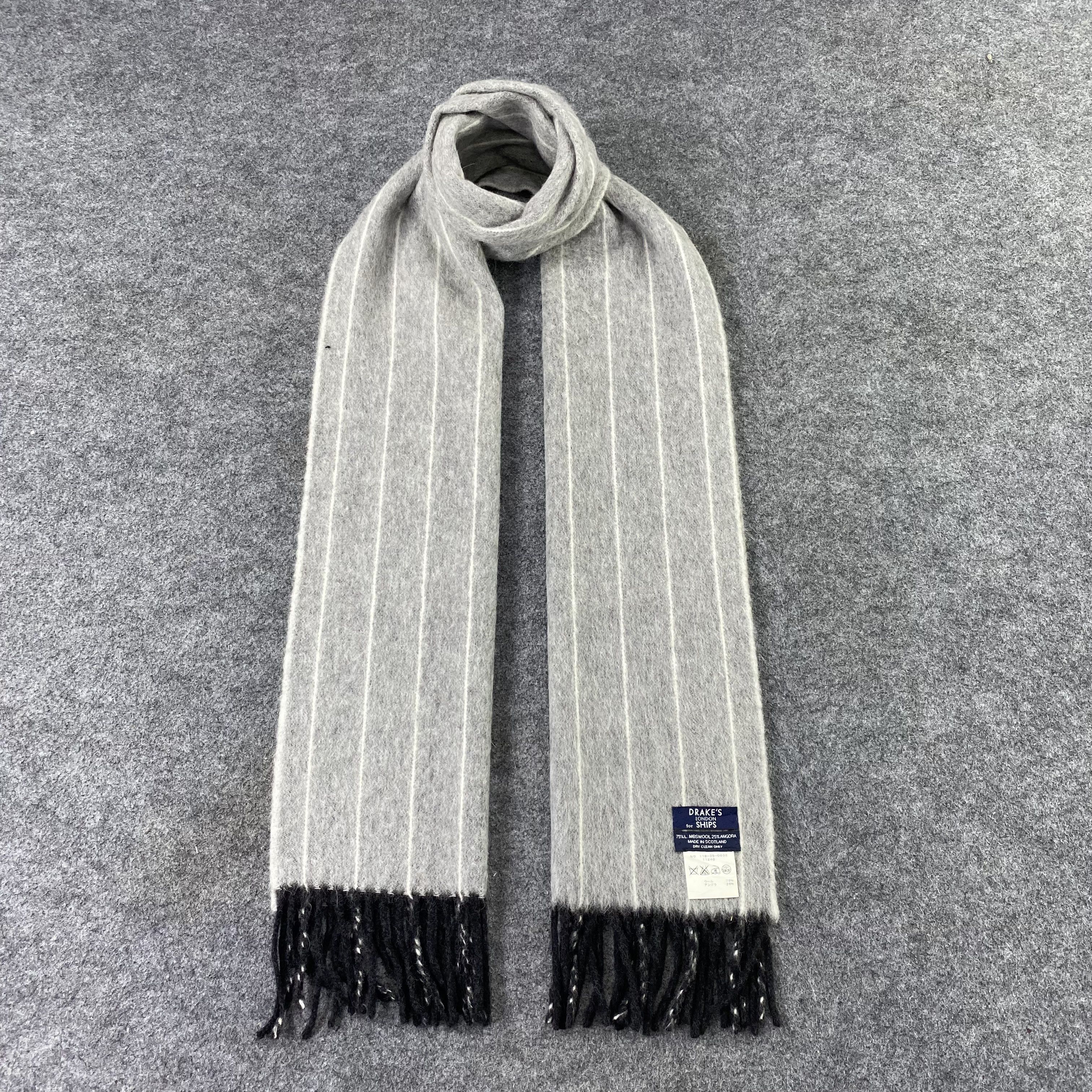 Drake's Drakes London For Ships Muffler/ Scar / Neckwear - T1390 Size ONE SIZE - 1 Thumbnail