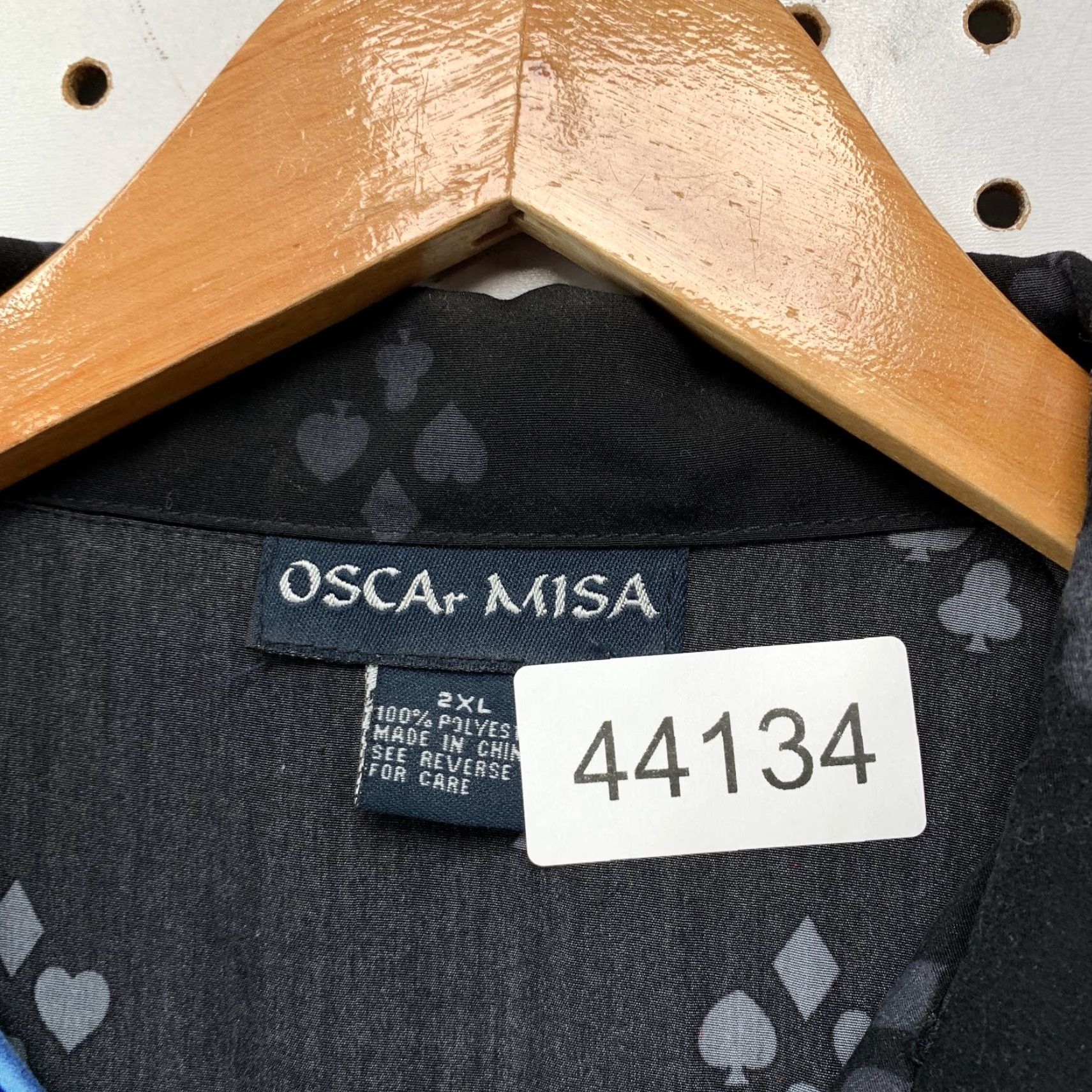 Vintage OSCAR MISA Button Shirt Mens 2XL Black Short Sleeve 100% Polyester Vintage Dice Flame Shirt Mens Button-Up Size US XXL / EU 58 / 5 - 4 Thumbnail
