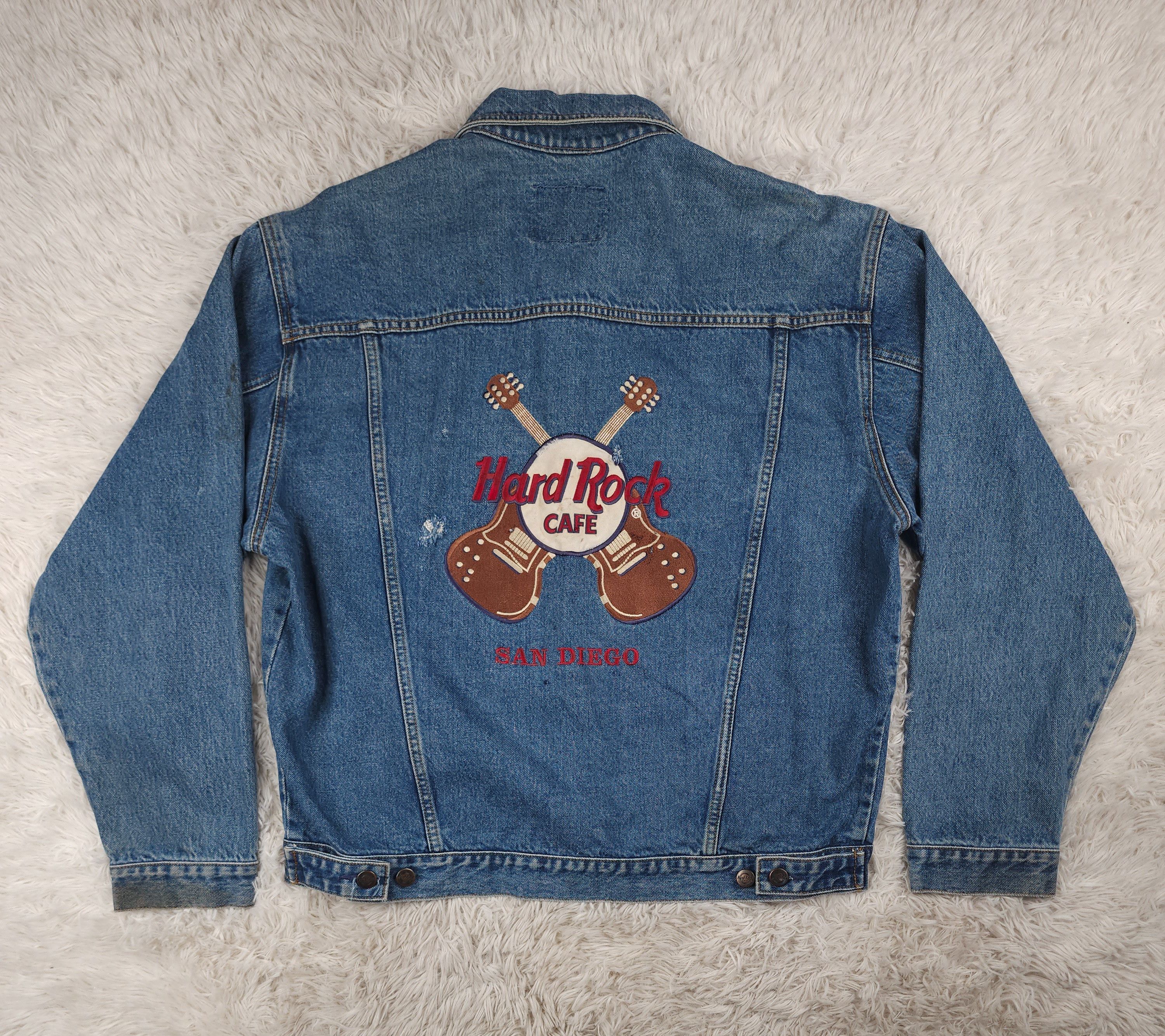 Hard Rock Cafe Vintage Hard Rock Cafe San Diego denim jacket Size L Size US L / EU 52-54 / 3 - 7 Thumbnail