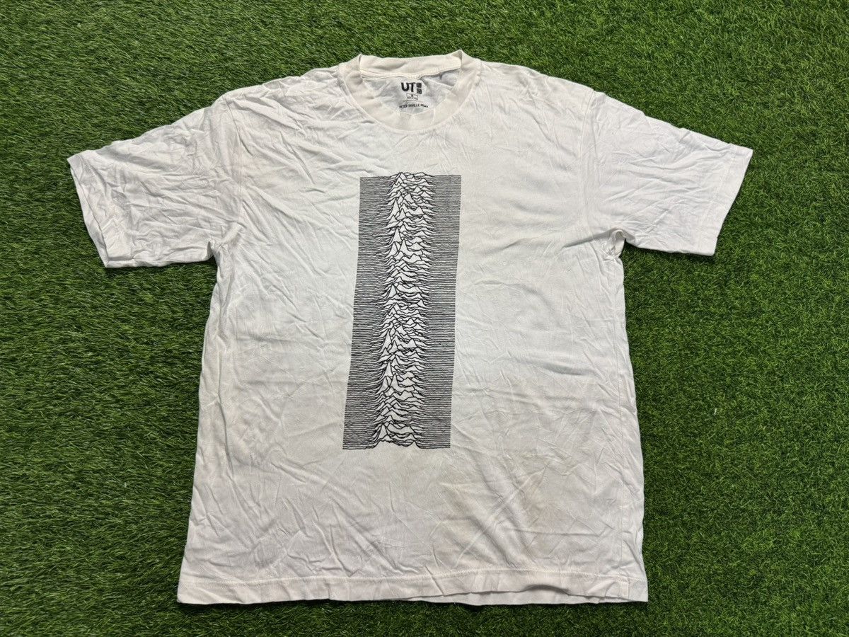 Uniqlo assorted tshirt - peter saville remix uniqlo Size US M / EU 48-50 / 2 - 1 Thumbnail