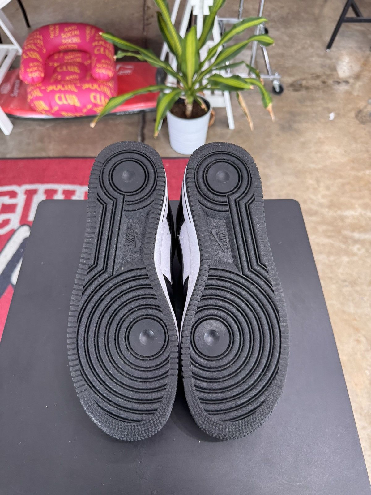 Nike Nike Air Force 1 Low Terror Squad Blackout Size 11.5 (2023) Size US 11.5 / EU 44-45 - 8 Thumbnail