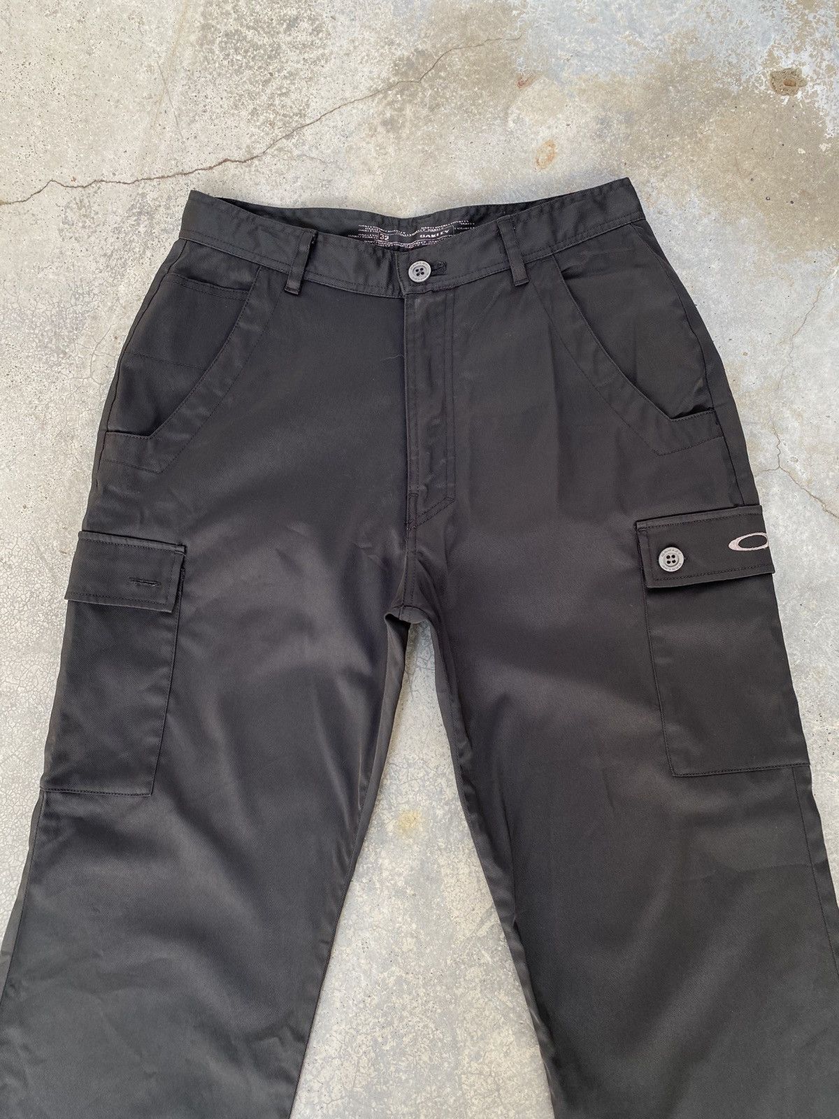 Oakley Vintage Oakley Small Logo Black Cargo Pants Size US 30 / EU 46 - 3 Thumbnail