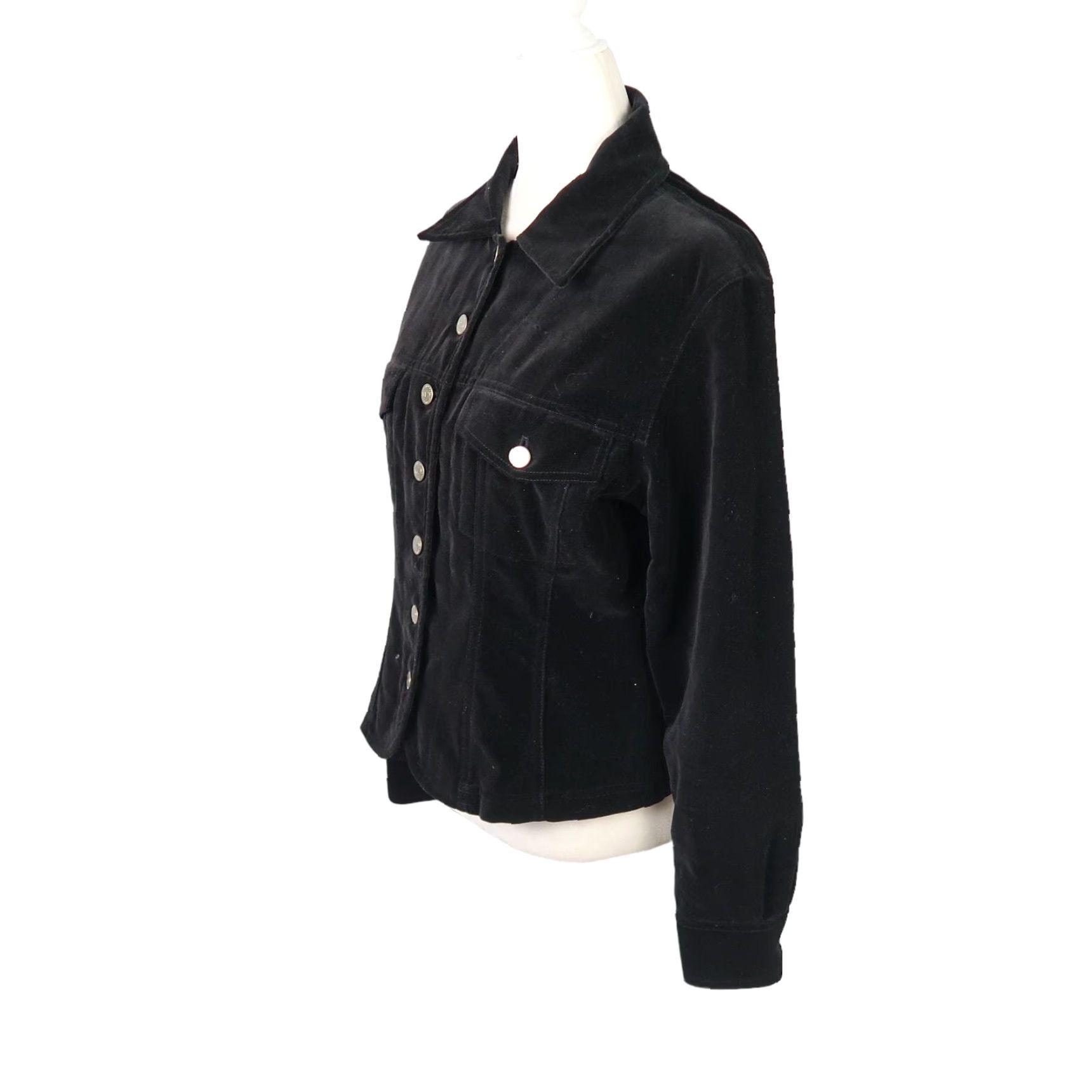 Jones New York VINTAGE Jones New York Country black velvet jacket 6 90s Women Button Front Short Length Cotton Solid Long Sleeve Fall Spring Casual Mens? Womens? 90s Size M / US 6-8 / IT 42-44 - 3 Thumbnail