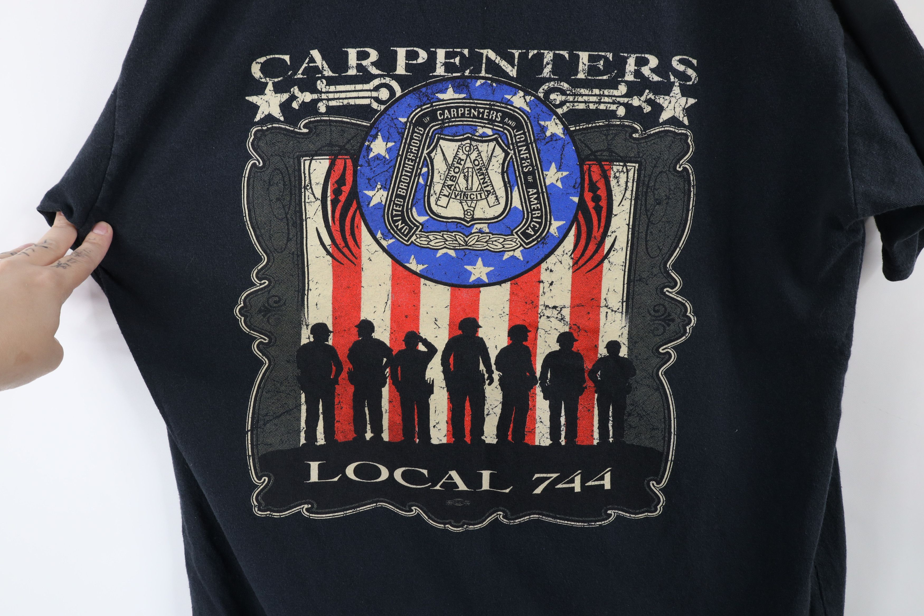 Vintage Vintage 90s 744 Union Carpenters and Joiners T-Shirt Black Size US XL / EU 56 / 4 - 9 Thumbnail
