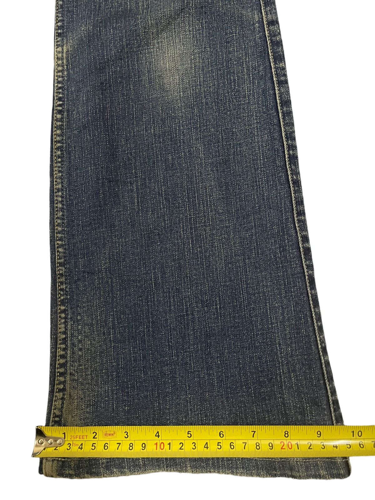 Uniqlo Vintage Japanese Uniqlo Blue Wash Style Flare Jeans Size US 29 - 14 Thumbnail