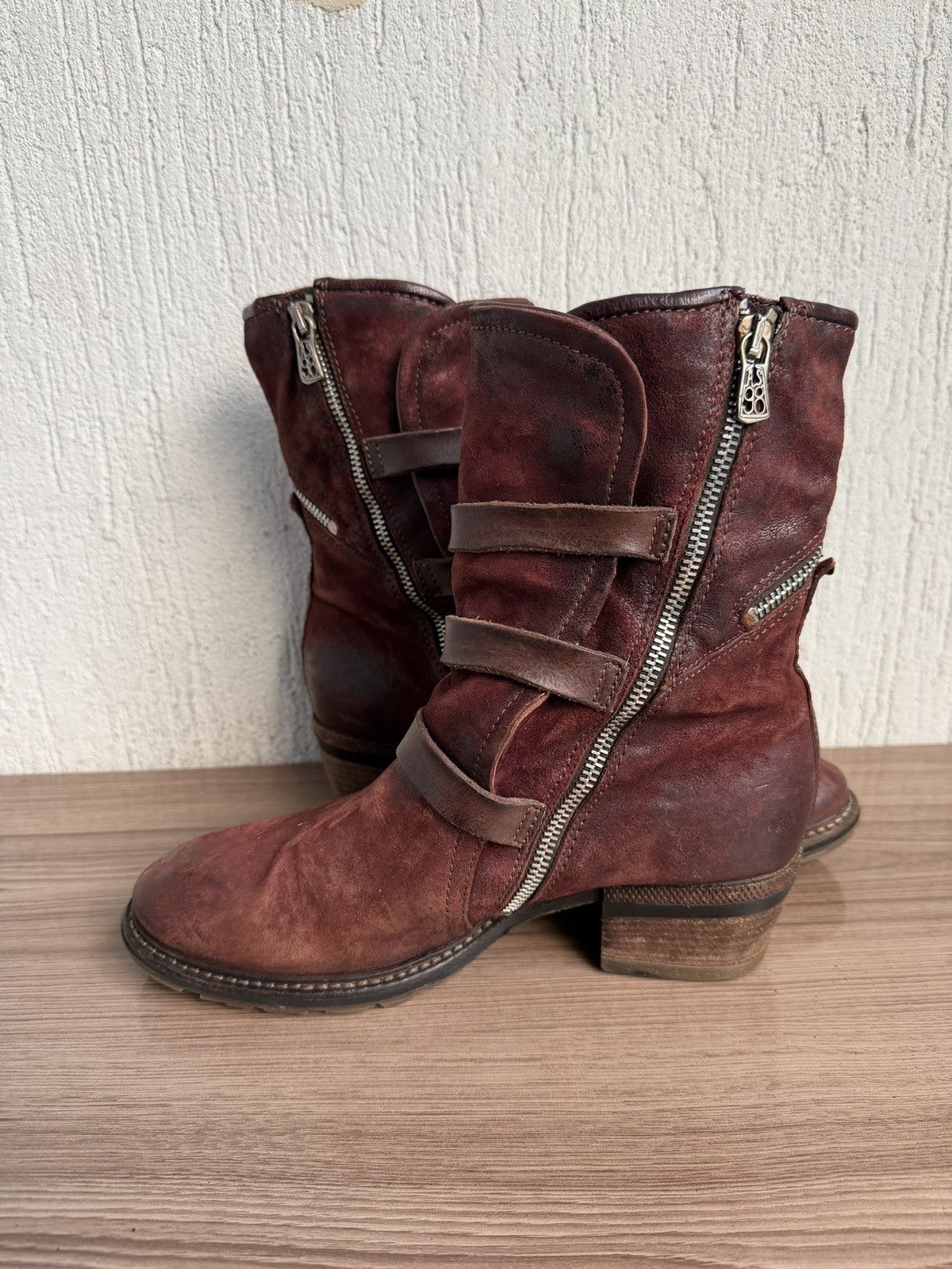 A.S.98 Triple buckle strap distress boots Size US 9 / IT 39 - 9 Thumbnail