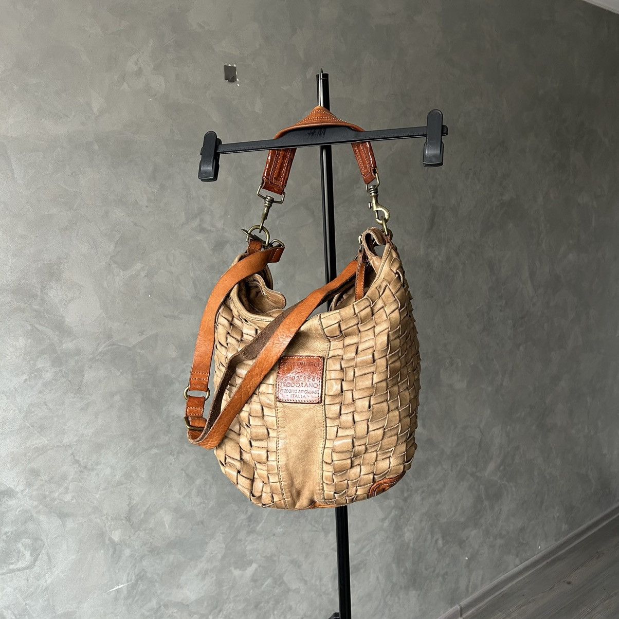 Campomaggi Campomaggi “Edera” Garment Dyed Cowhide Shoulder Bag Size ONE SIZE - 2 Thumbnail
