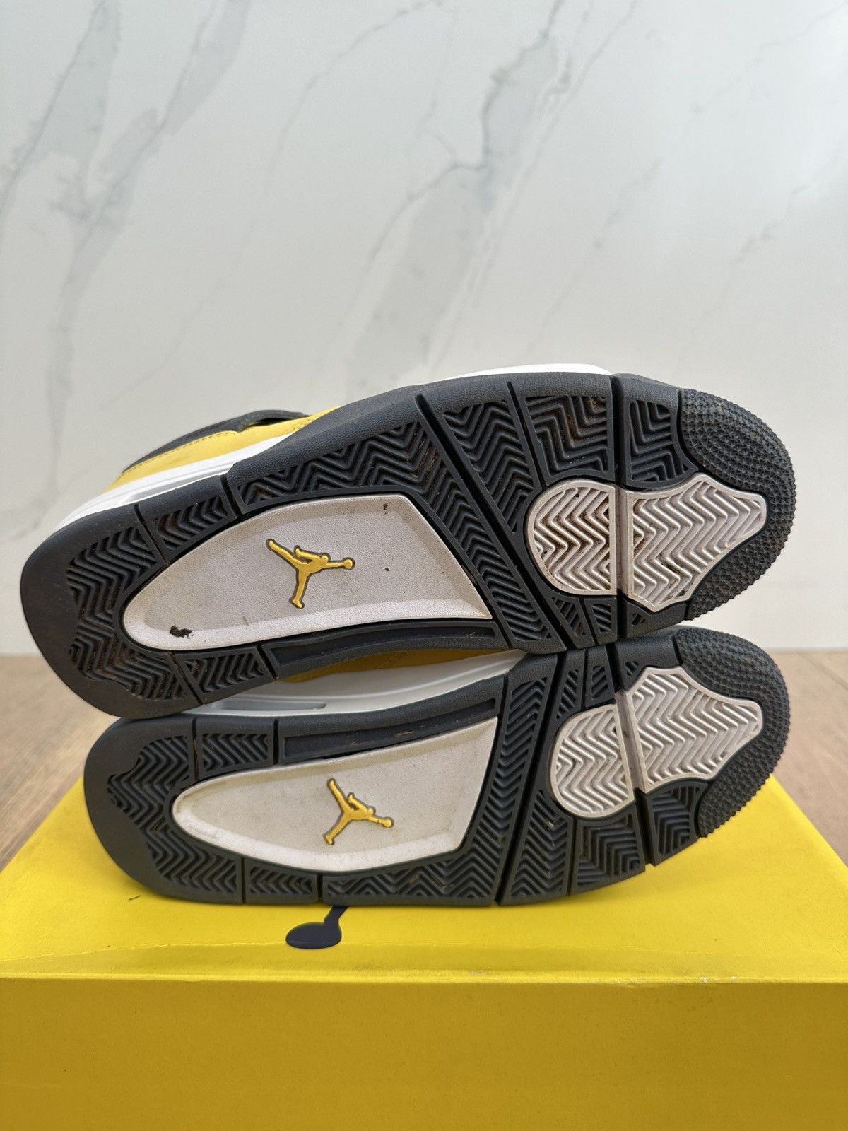 Jordan Brand Jordan 4 Retro Lightning 2021 Size US 7.5 / EU 40-41 - 6 Thumbnail