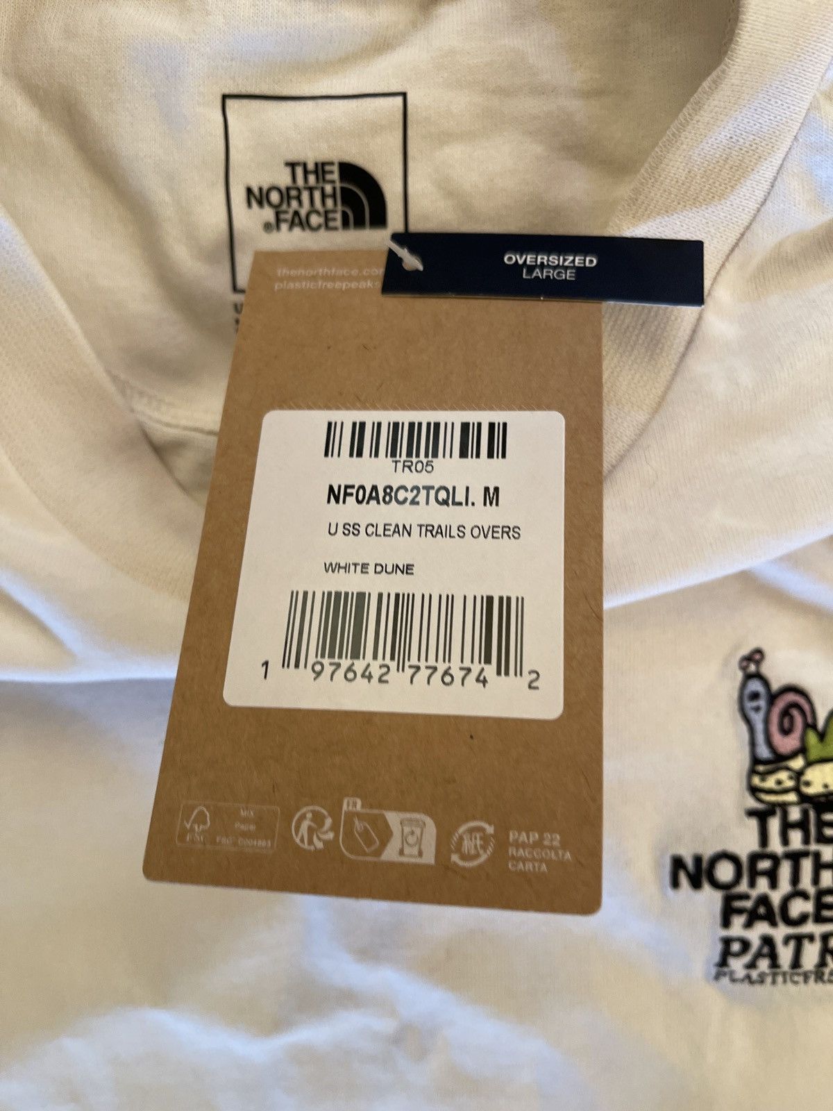 The North Face THE NORTH FACE X PATRON PLASTICFREE PEAKS OVERSIZED TEE Size US M / EU 48-50 / 2 - 2 Thumbnail