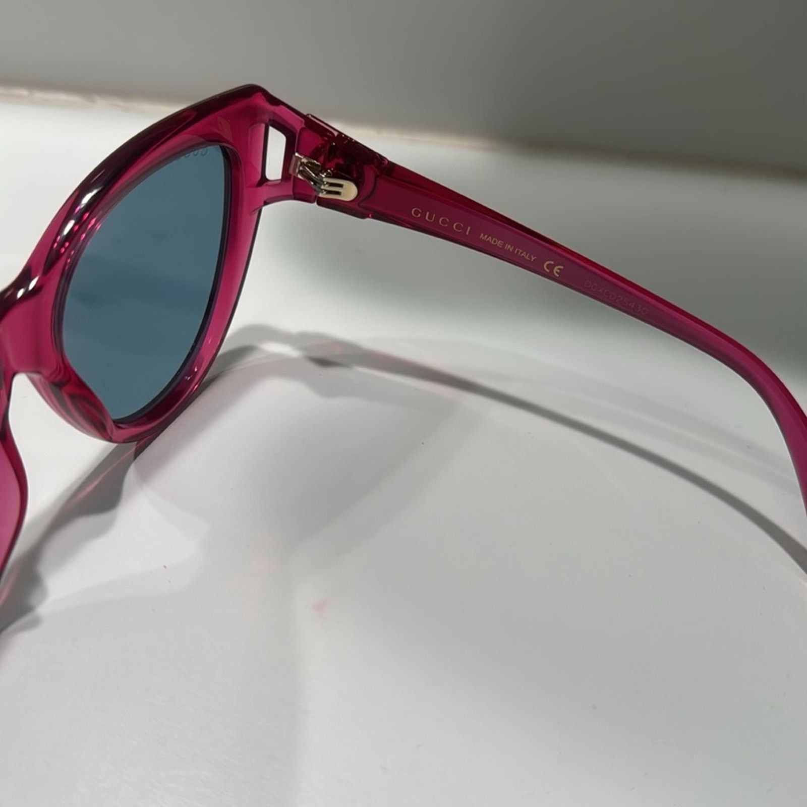 Gucci Gucci 56mm Cat Eye Sunglasses Red with blue lenses Size ONE SIZE - 6 Thumbnail