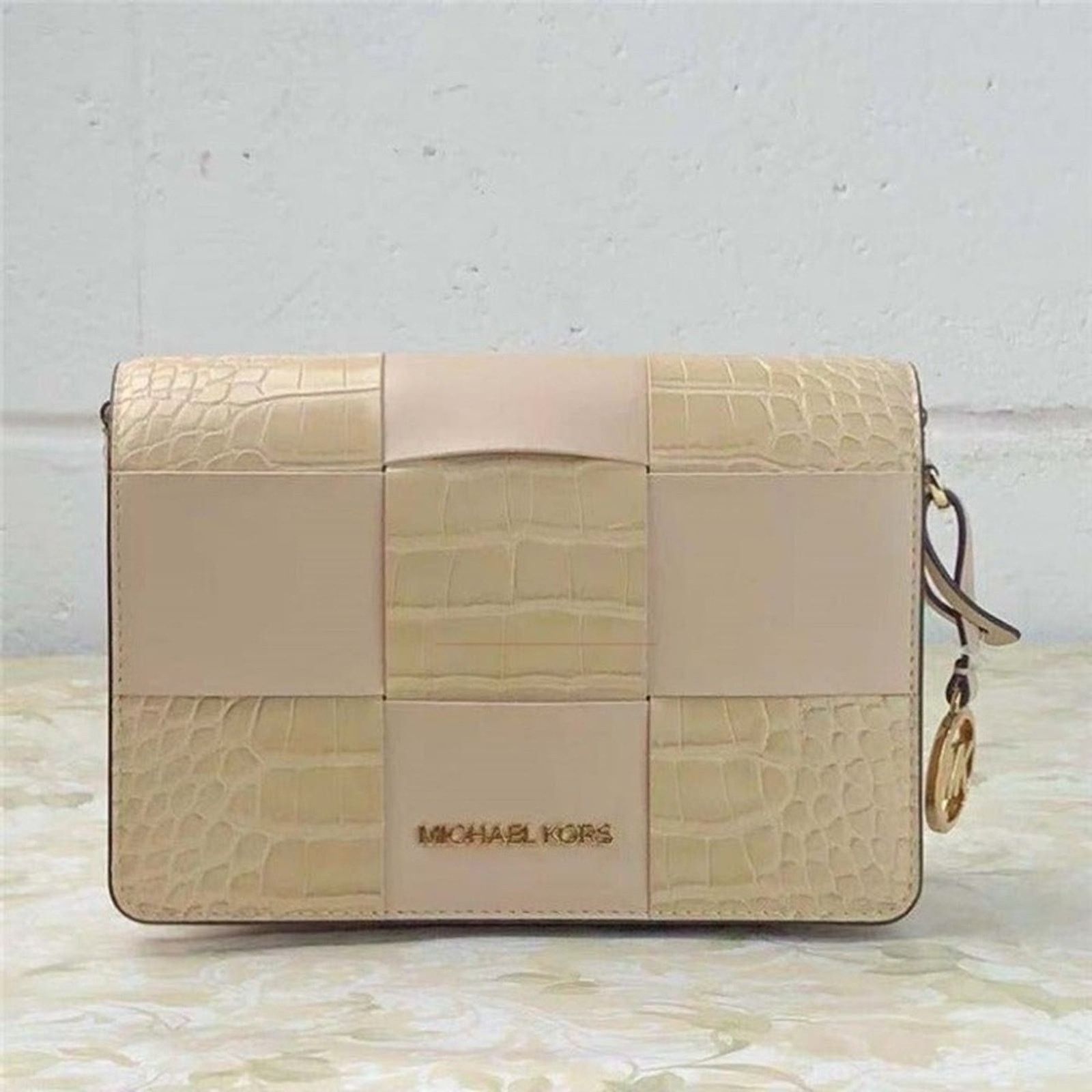 Michael Kors MICHAEL KORS 35T1GM9C1E MERCER SM CROCODILE xBODY IN BUFF Size ONE SIZE - 2 Thumbnail