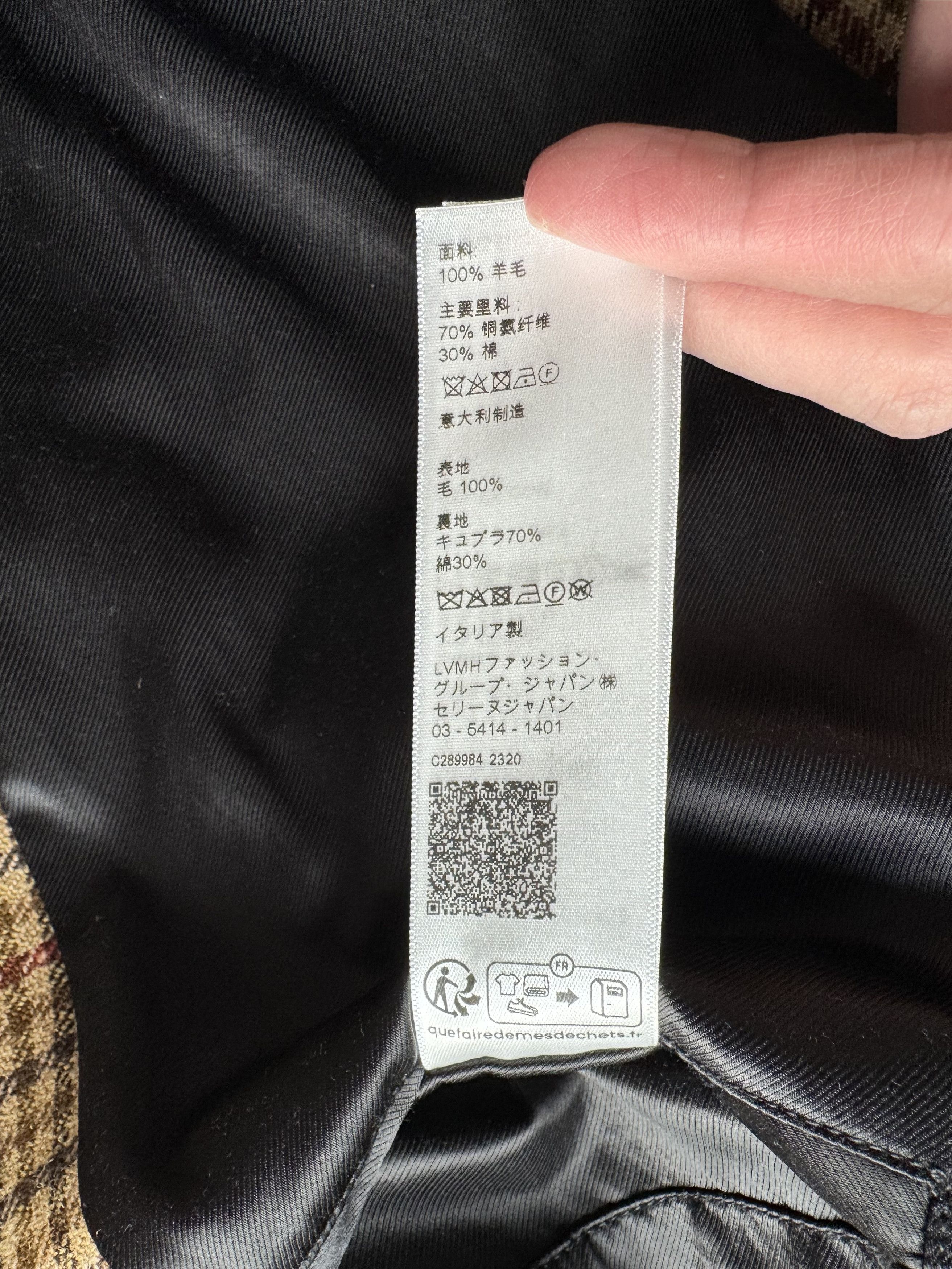 Celine FW23 Houndstooth Mac Coat Size US S / EU 44-46 / 1 - 6 Thumbnail