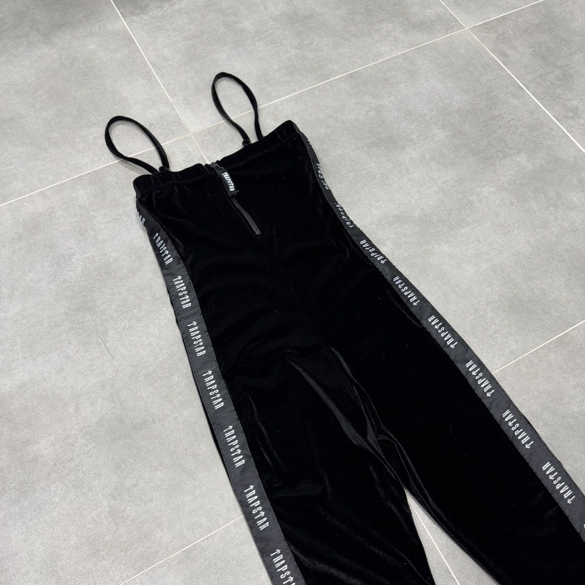 Trapstar London Trapstar Women Velour Tape Bodysuit Size L Size 34" / US 12 / IT 48 - 4 Thumbnail