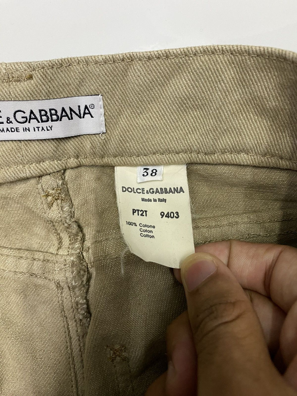 Dolce & Gabbana DOLCE & GABBANA FADED BROWN LOW RISE DISTRESSED DENIM JEANS Size US 30 / EU 46 - 8 Thumbnail