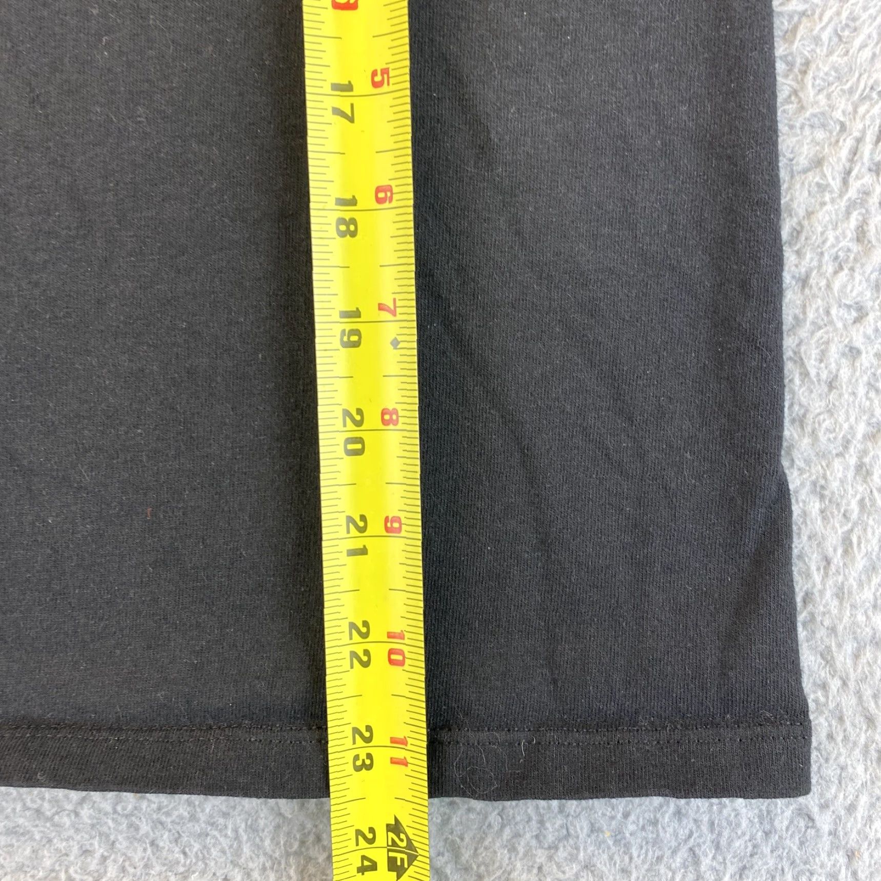 Hanes VINTAGE Lithuanian Coat of Arms T-Shirt—Lithuania Flag—Shirt—Women/S-Size—Black—65-31 Size S / US 4 / IT 40 - 5 Thumbnail