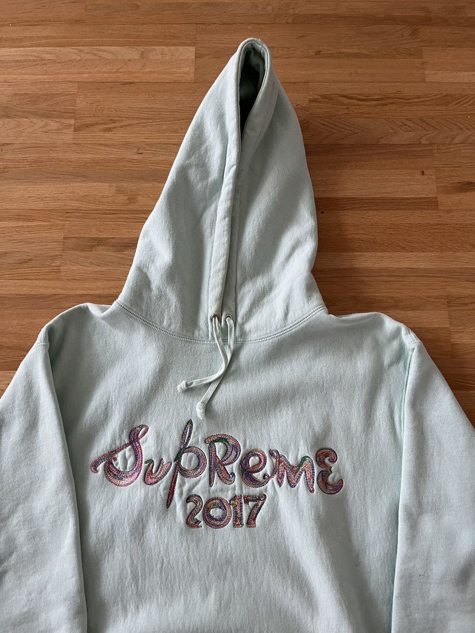 Supreme Supreme Brush Logo Hoodie Ice Blue XL Size US XL / EU 56 / 4 - 2 Thumbnail