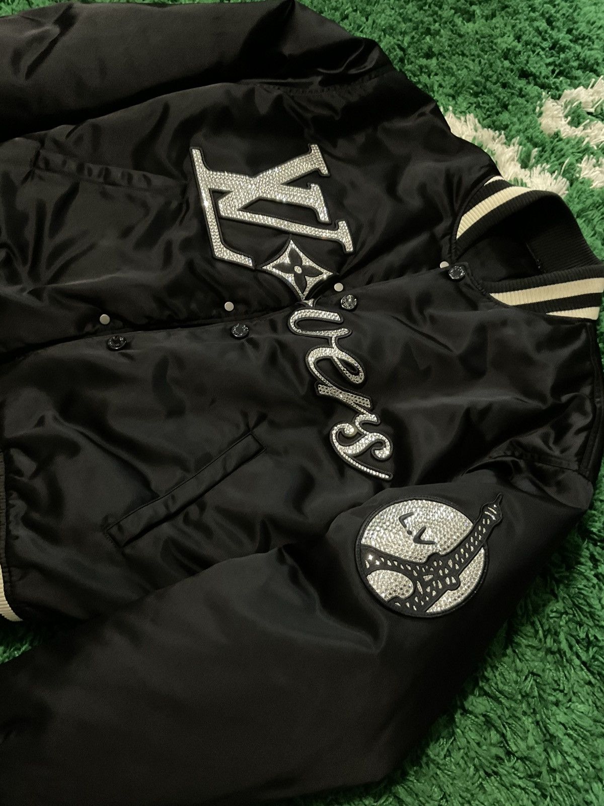 Louis Vuitton Louis Vuitton Embroidered Nylon Baseball Bomber F/W 2024 Size US S / EU 44-46 / 1 - 3 Thumbnail