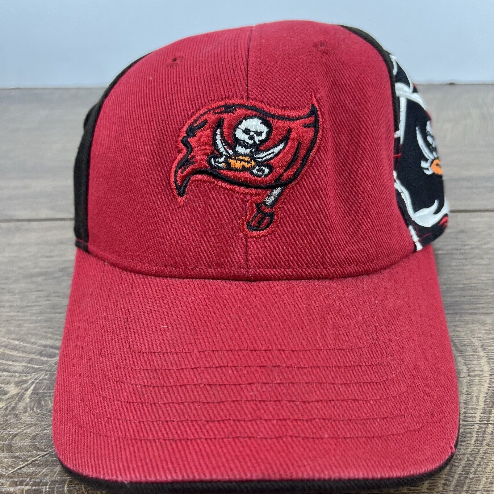 Other Tampa Bay Buccaneers NFL Hat Red Cap Adjustable Hat Red Adul Size ONE SIZE - 5 Thumbnail
