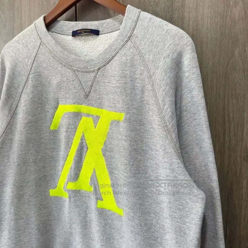 Louis Vuitton Louis Vuitton Gray Leather Sweatshirt for Men . Size US L / EU 52-54 / 3 - 4 Thumbnail